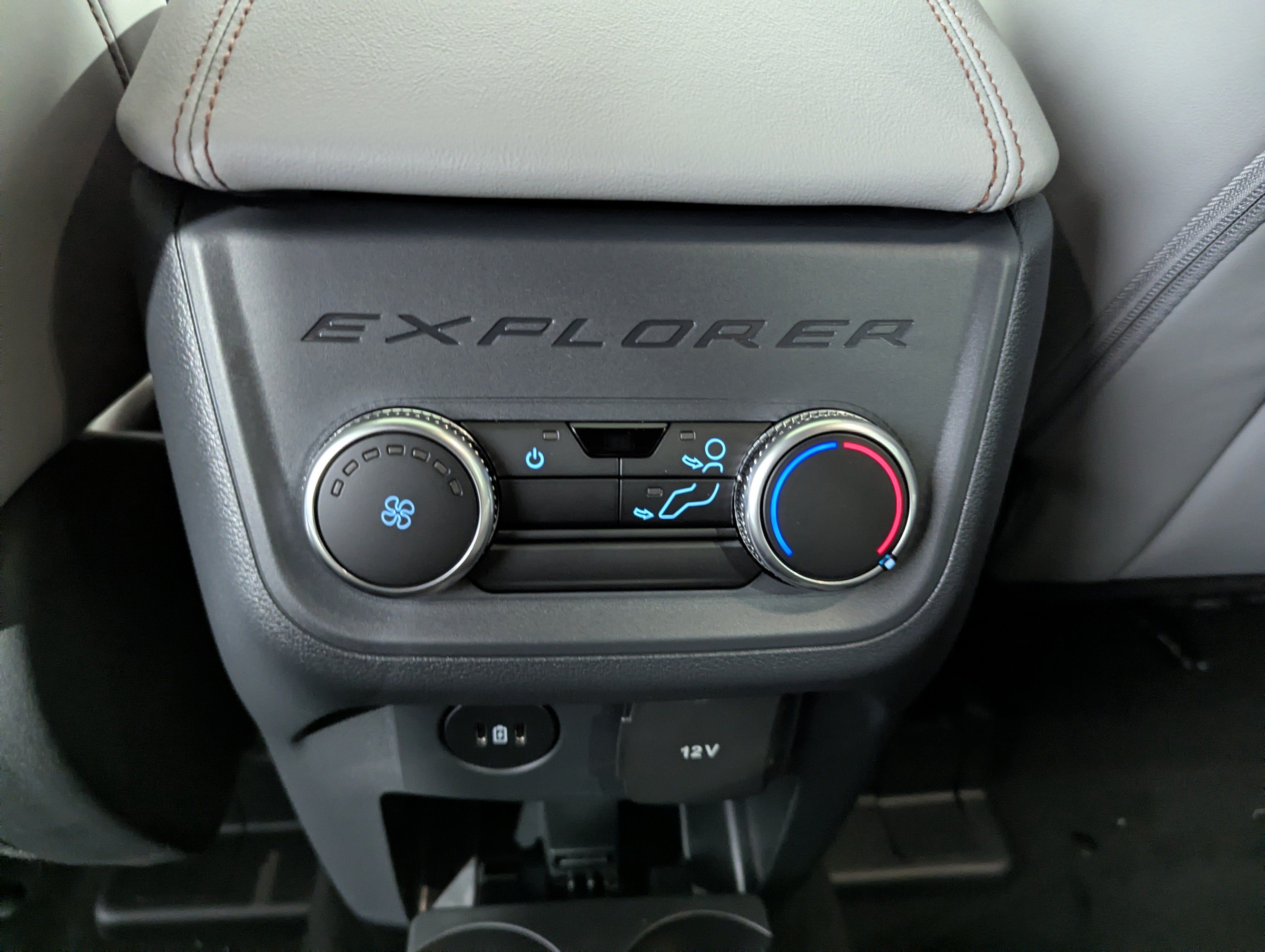 2027 Ford Explorer Active 4x4