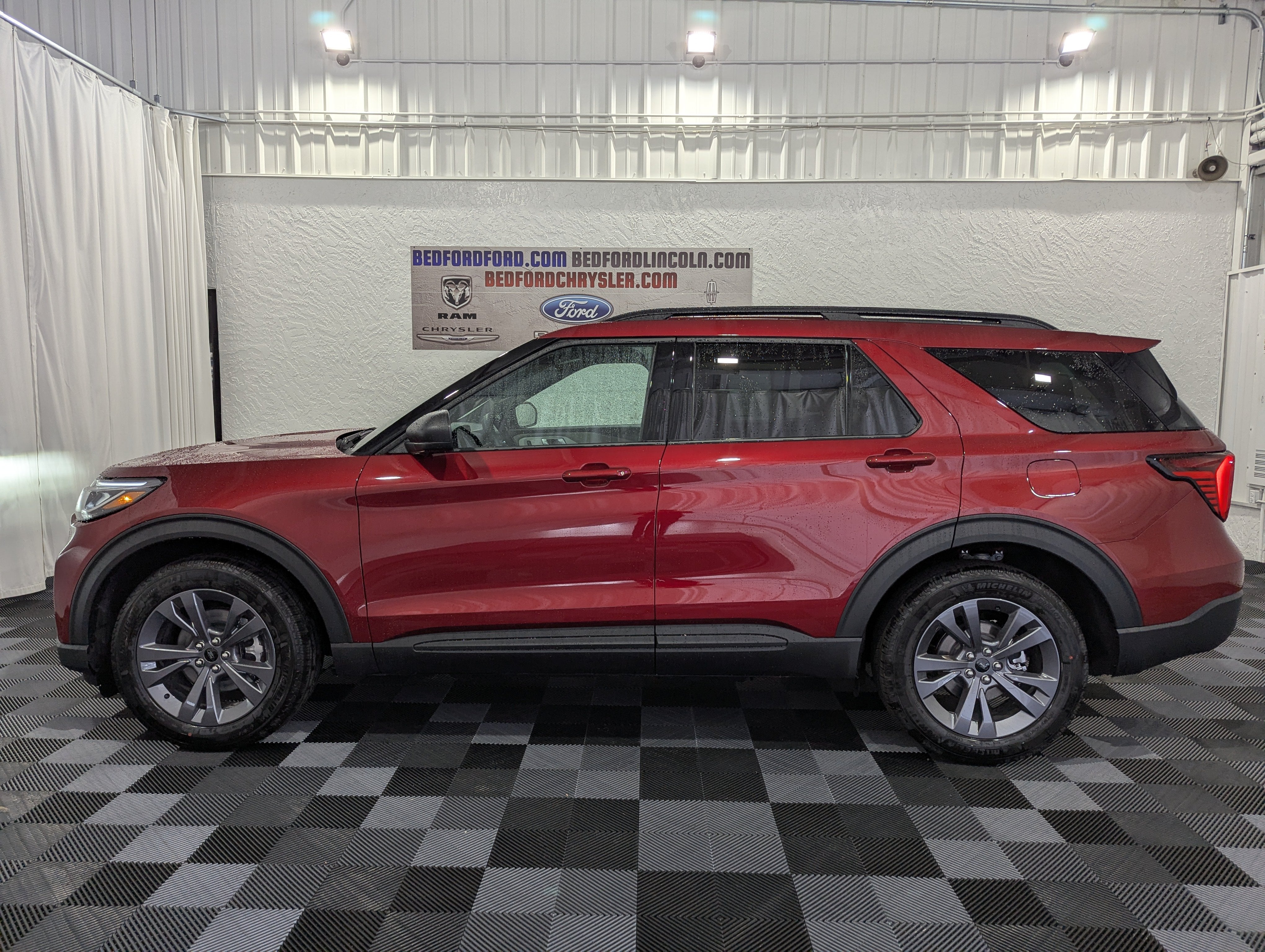 2027 Ford Explorer Active 4x4