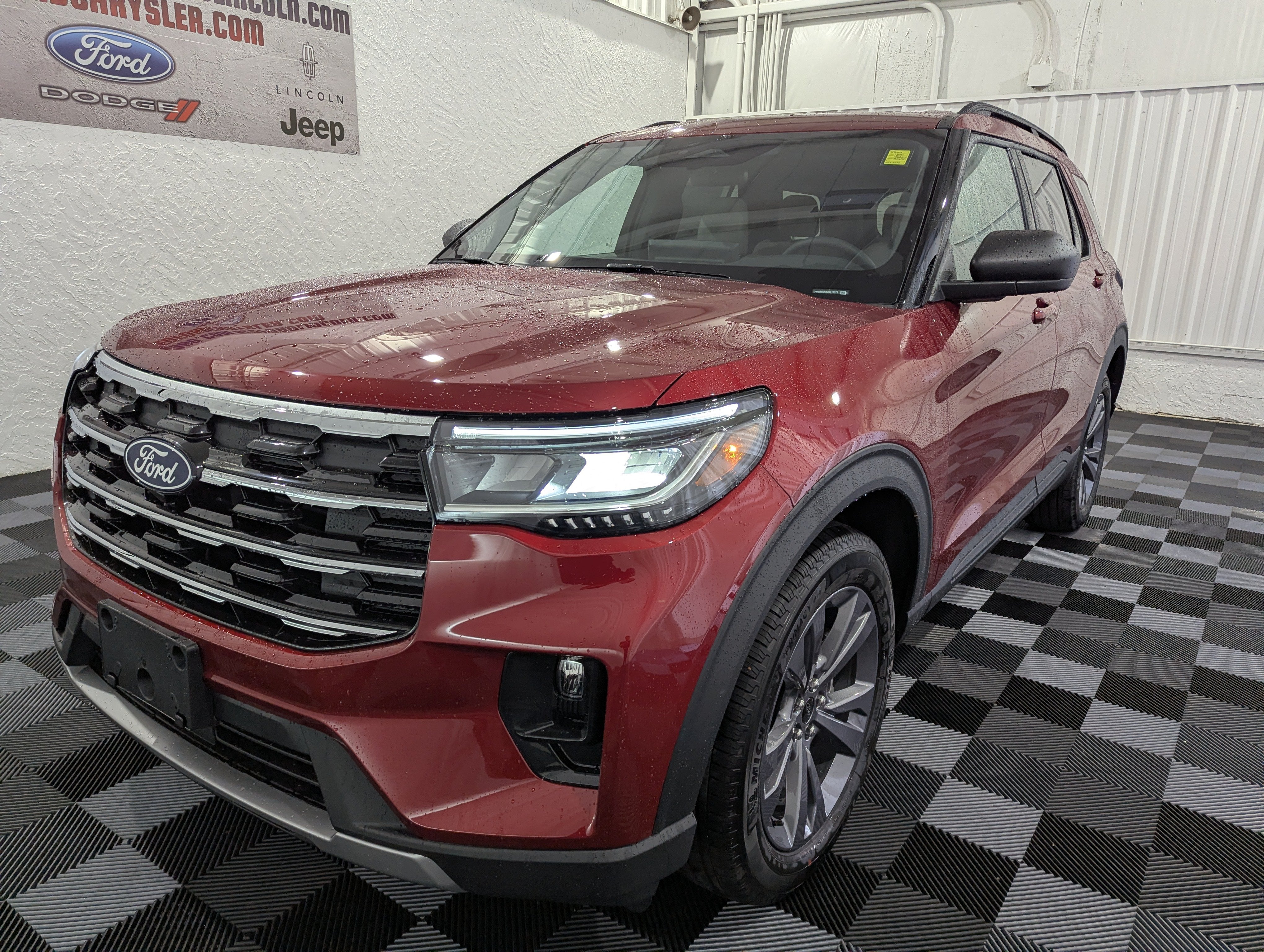 2027 Ford Explorer Active 4x4