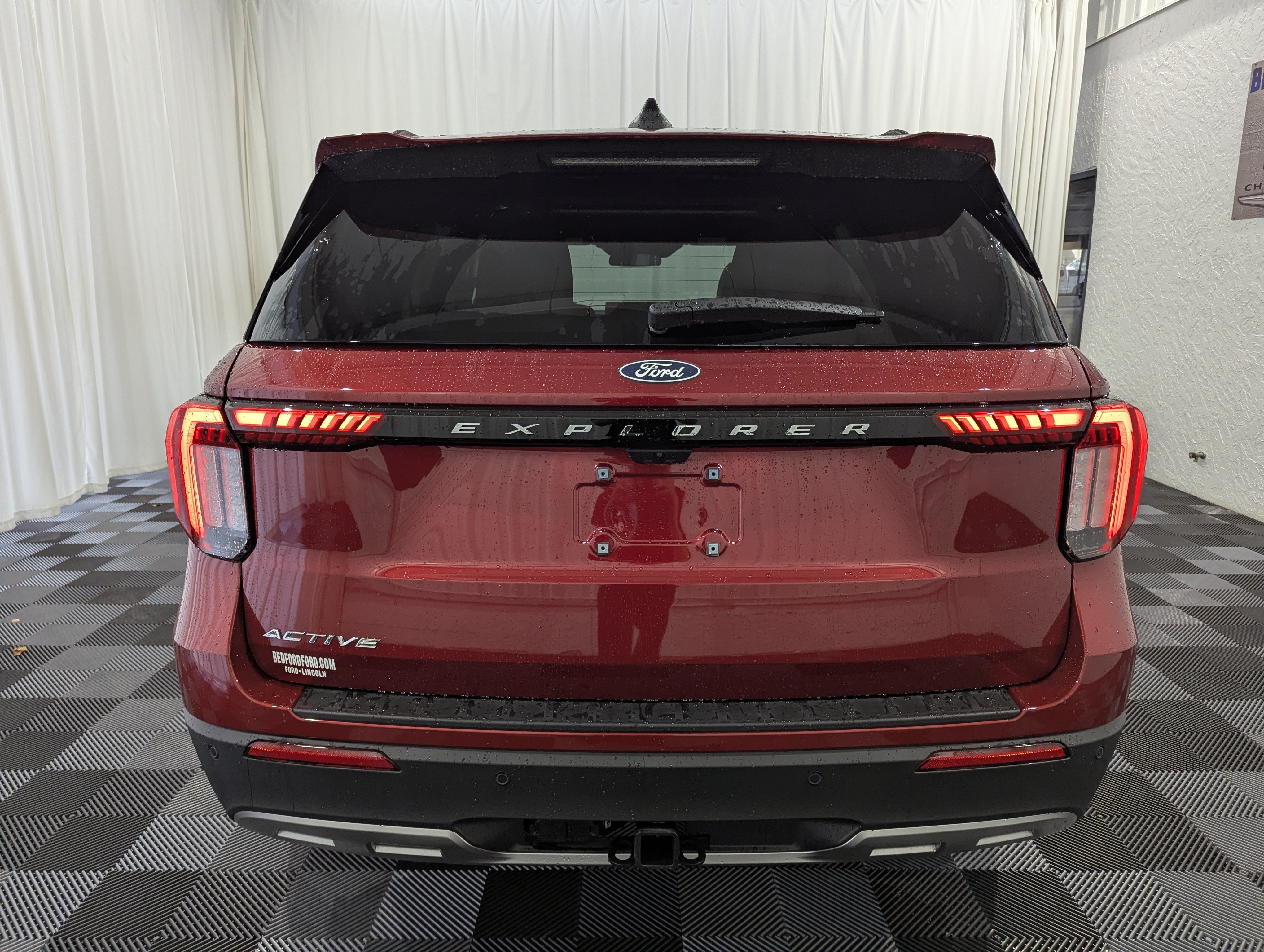 2027 Ford Explorer Active 4x4