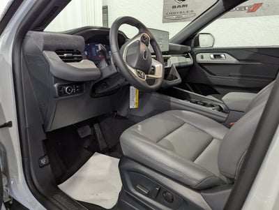 2027 Ford Explorer Active 4x4