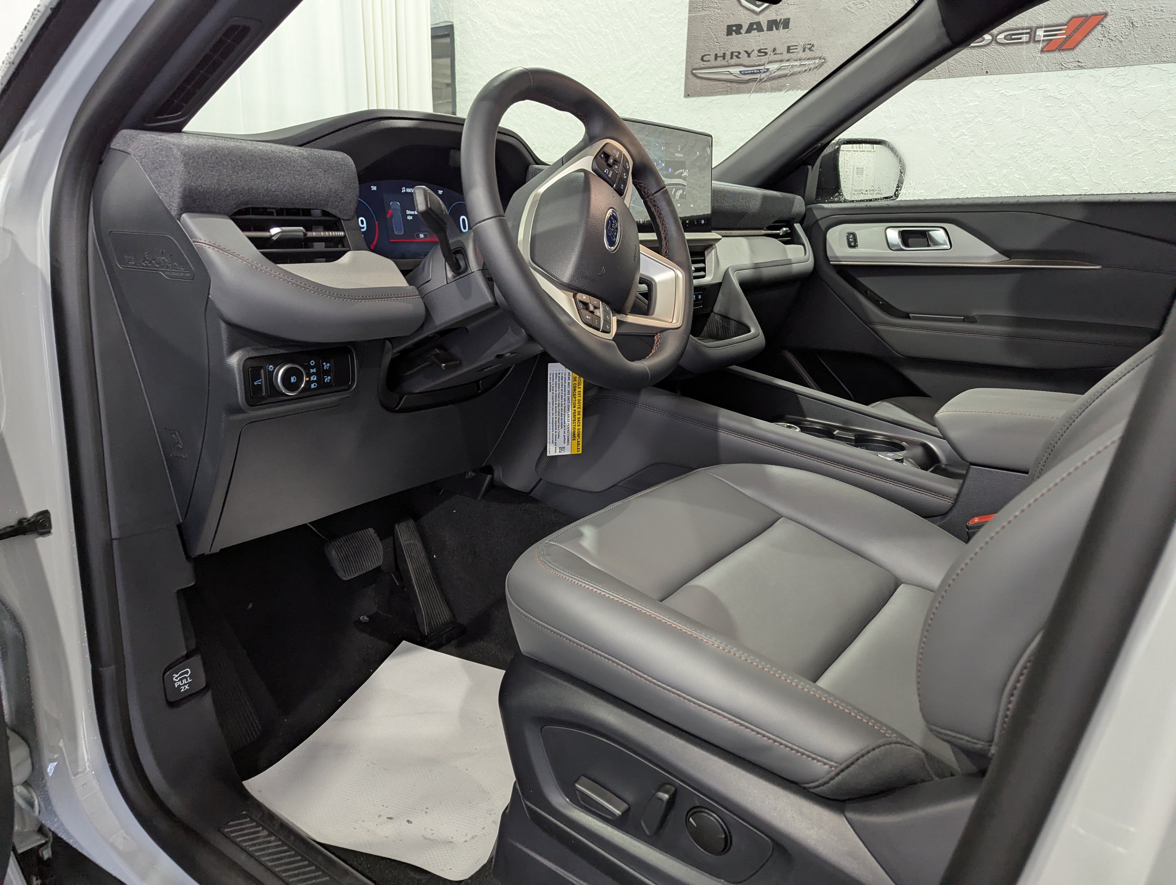 2027 Ford Explorer Active 4x4