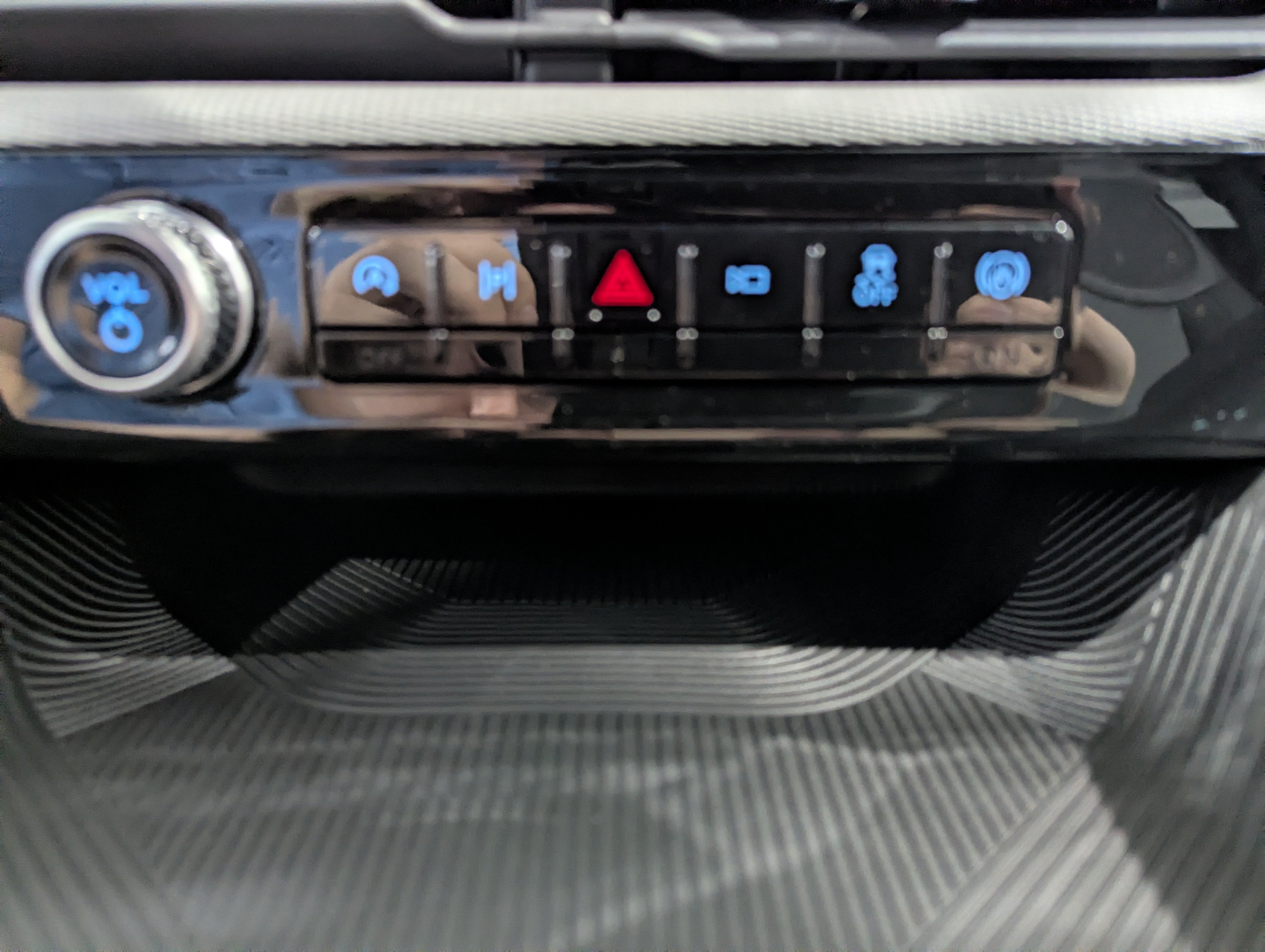 2027 Ford Explorer Active 4x4
