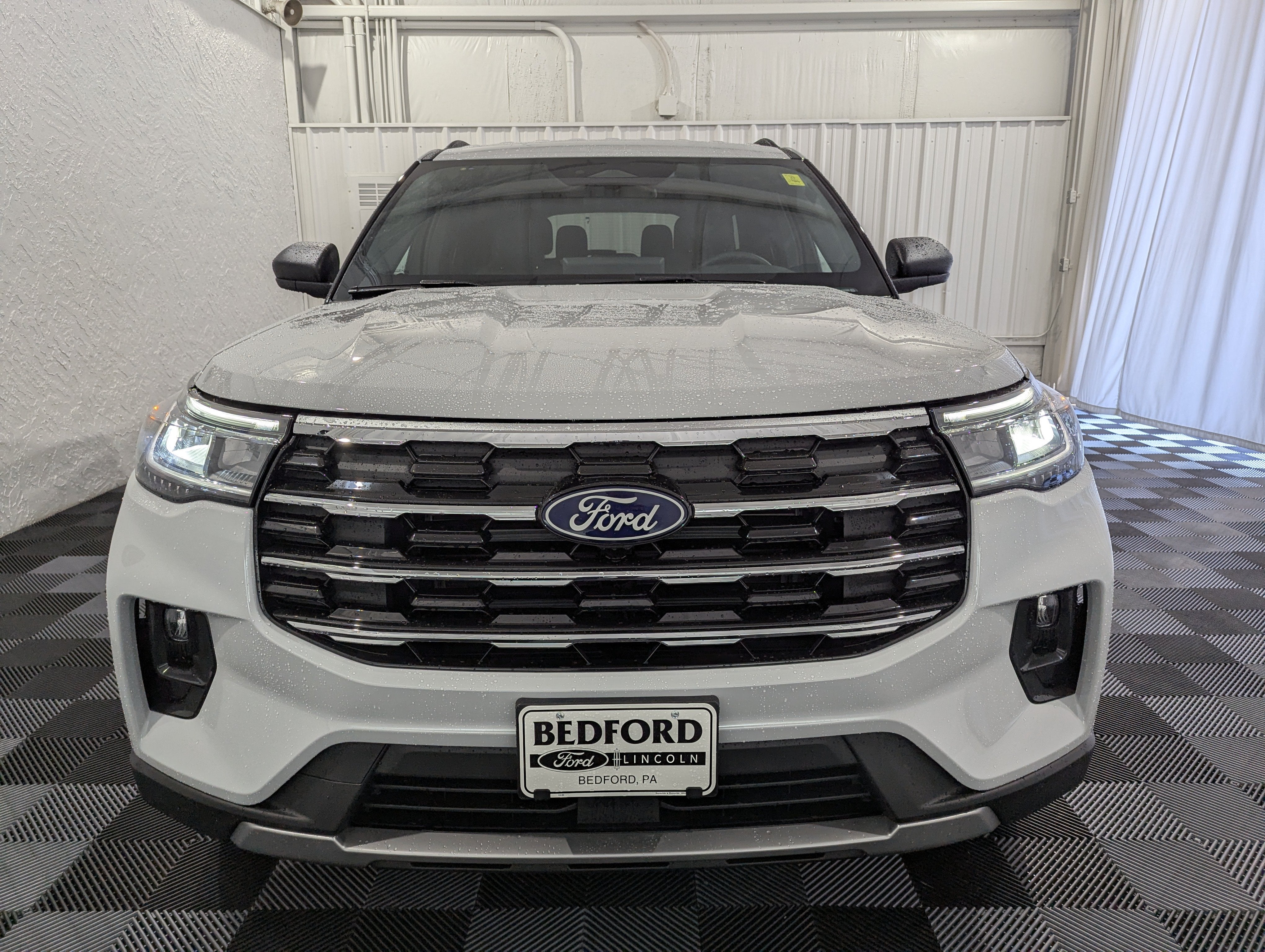 2027 Ford Explorer Active 4x4
