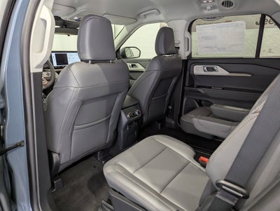 2026 Ford Explorer Base