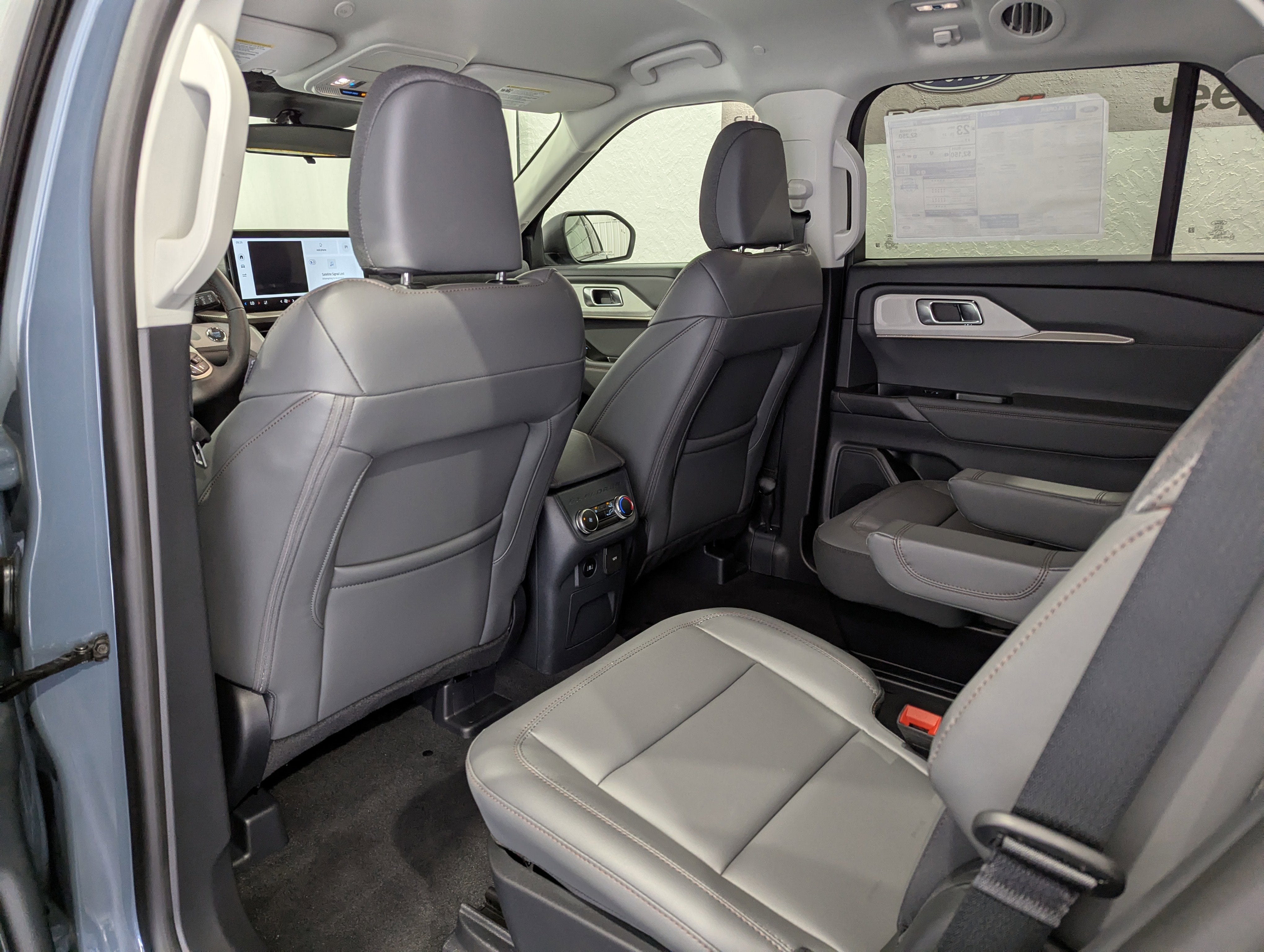 2026 Ford Explorer Base