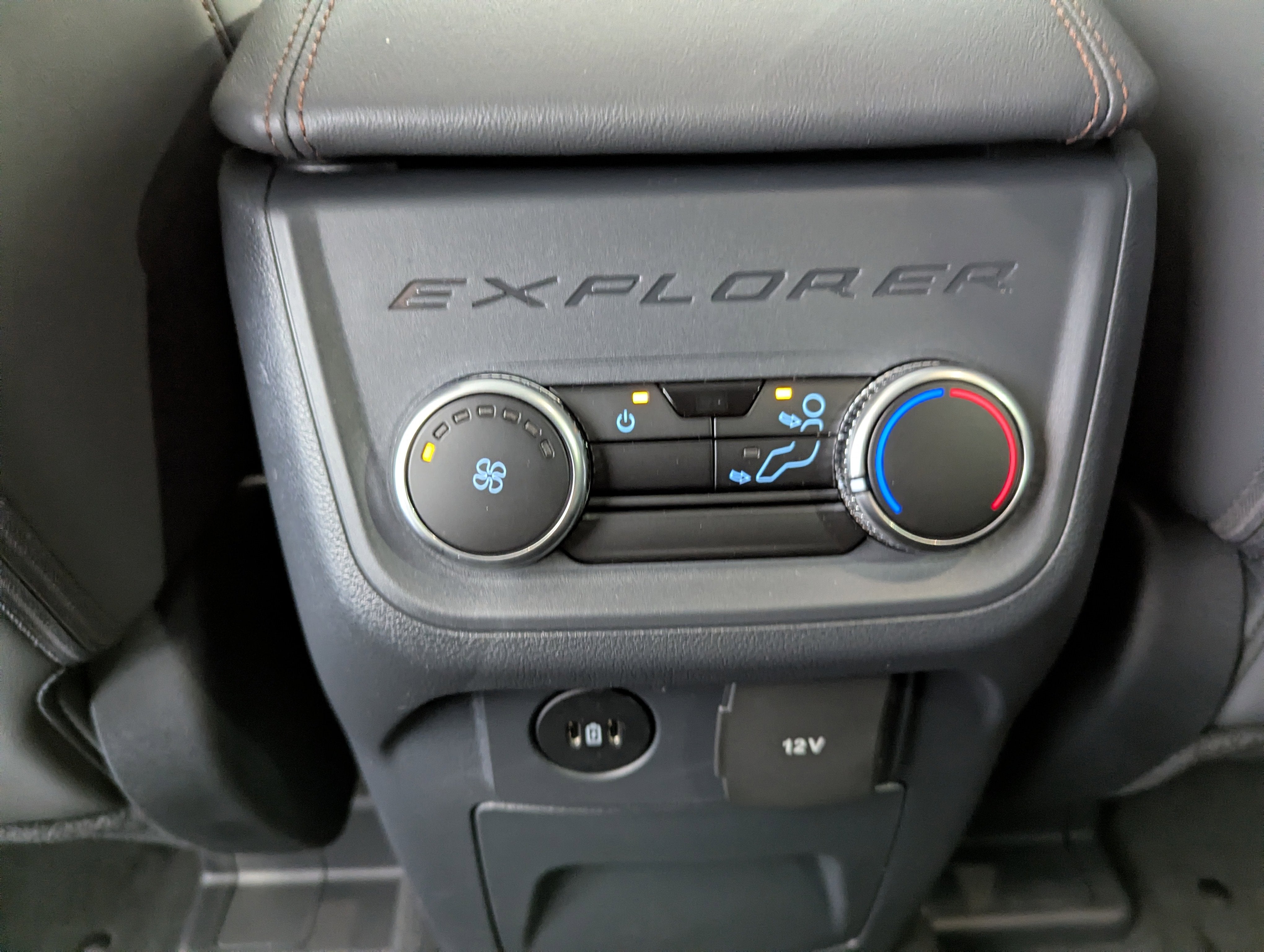 2026 Ford Explorer Base