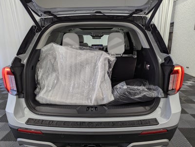 2026 Ford Explorer Platinum 4x4