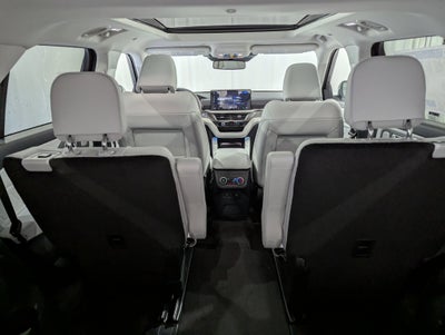 2026 Ford Explorer Platinum 4x4
