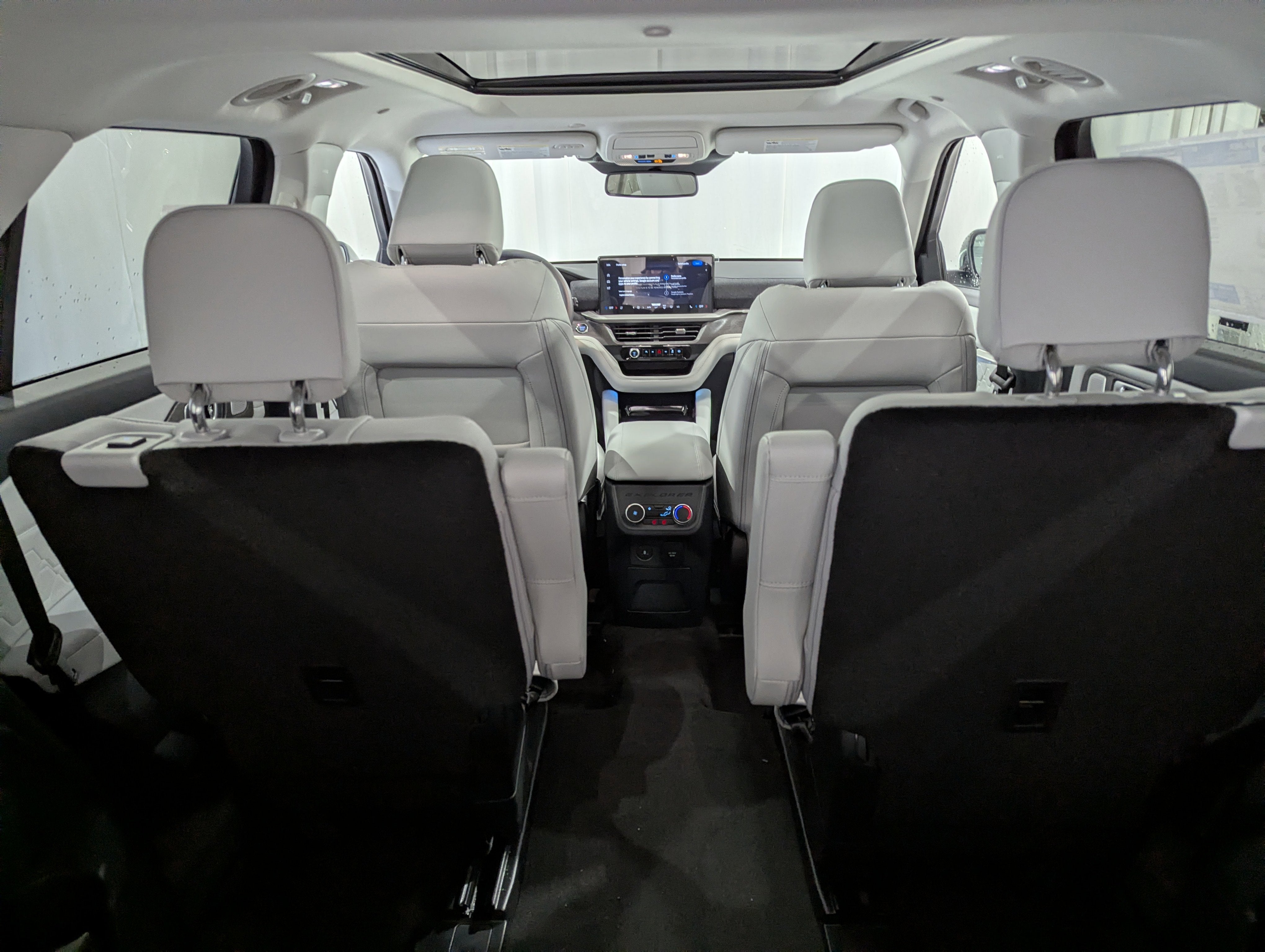 2026 Ford Explorer Platinum 4x4