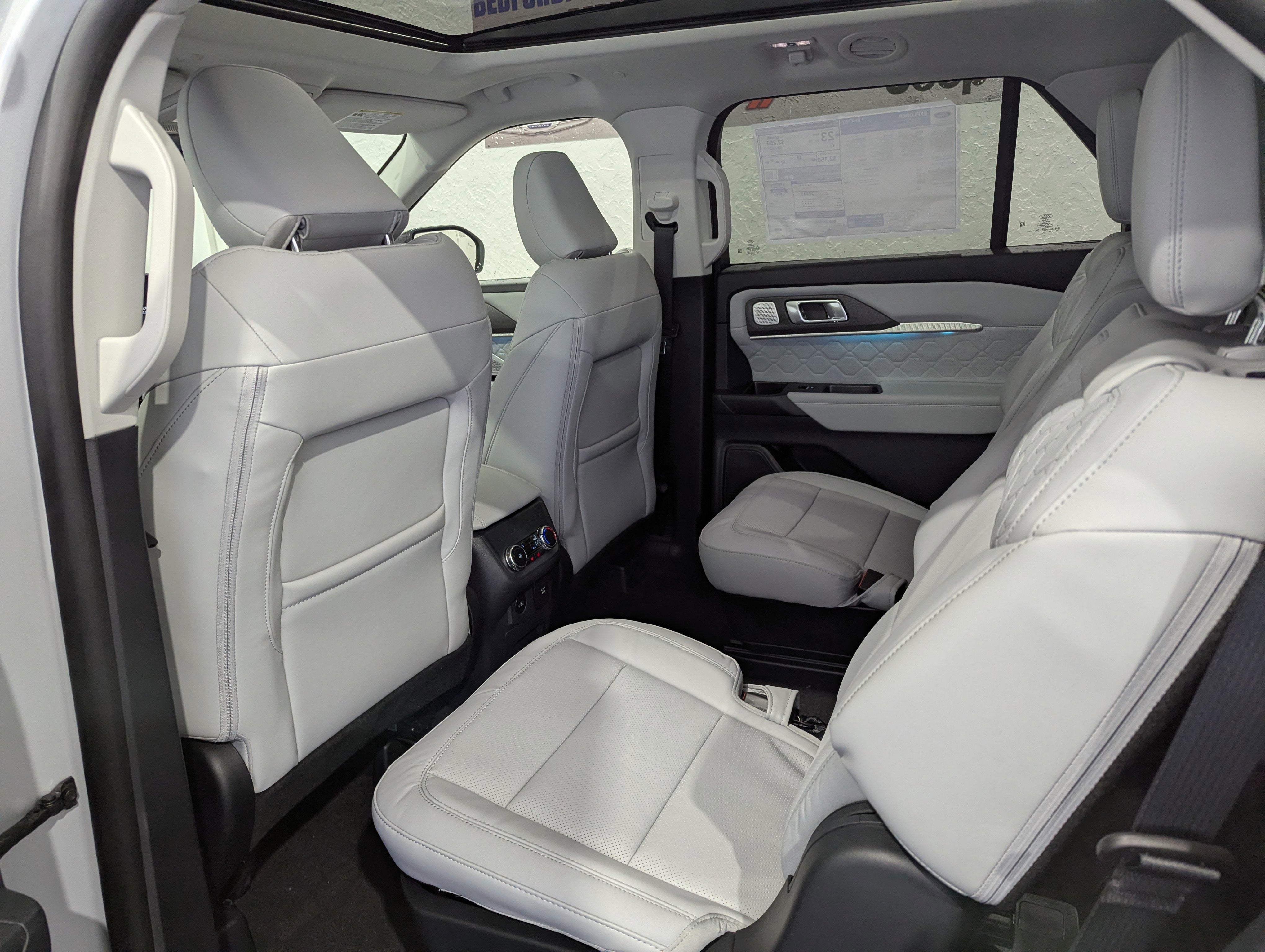 2026 Ford Explorer Platinum 4x4