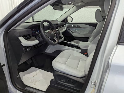 2026 Ford Explorer Platinum 4x4