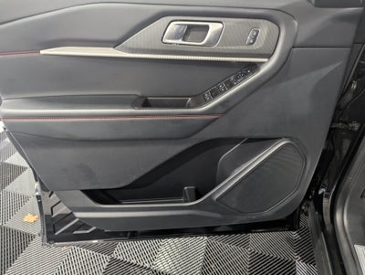 2025 Ford Explorer ST-Line 4x4