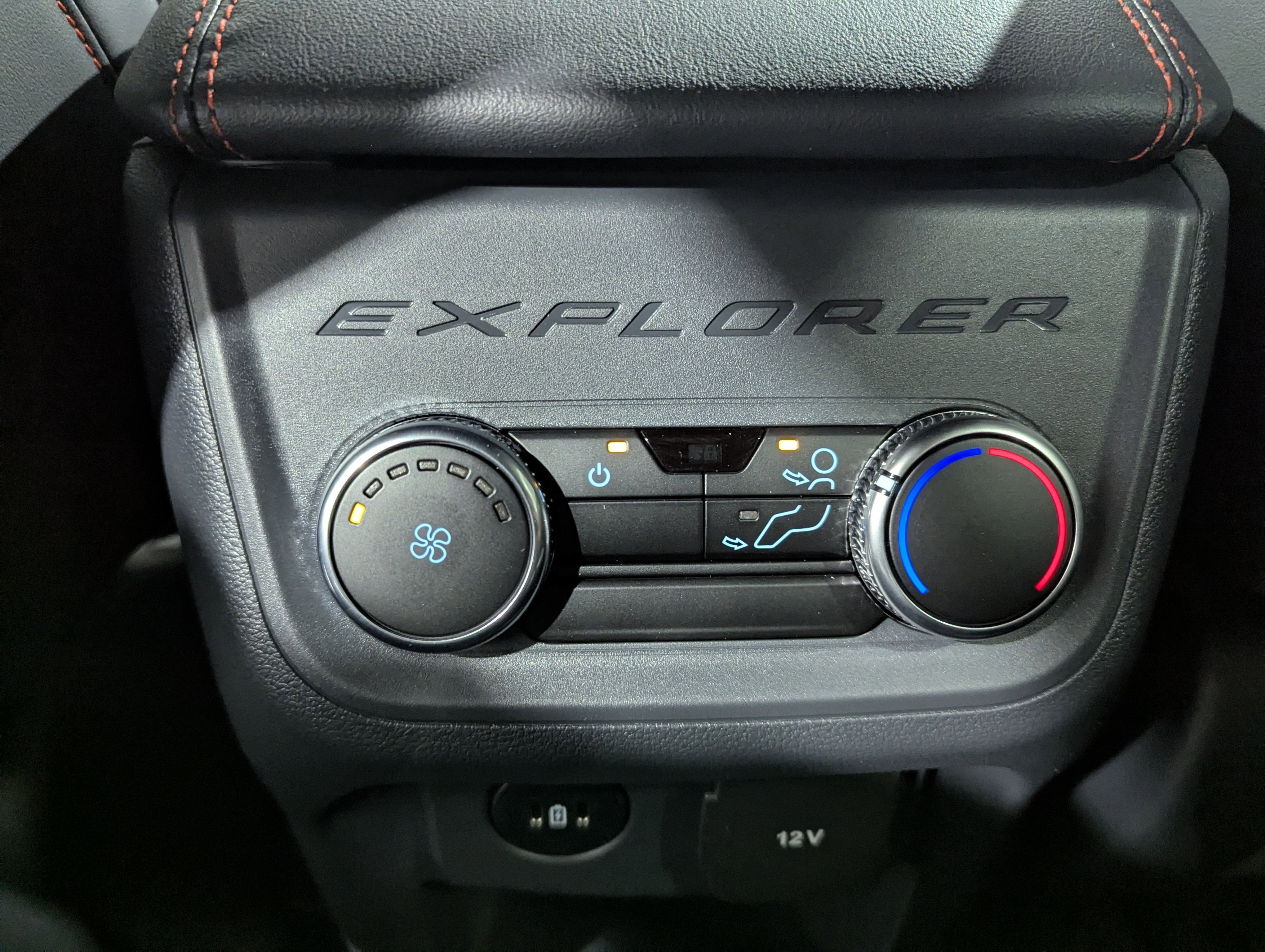 2026 Ford Explorer ST-Line 4x4