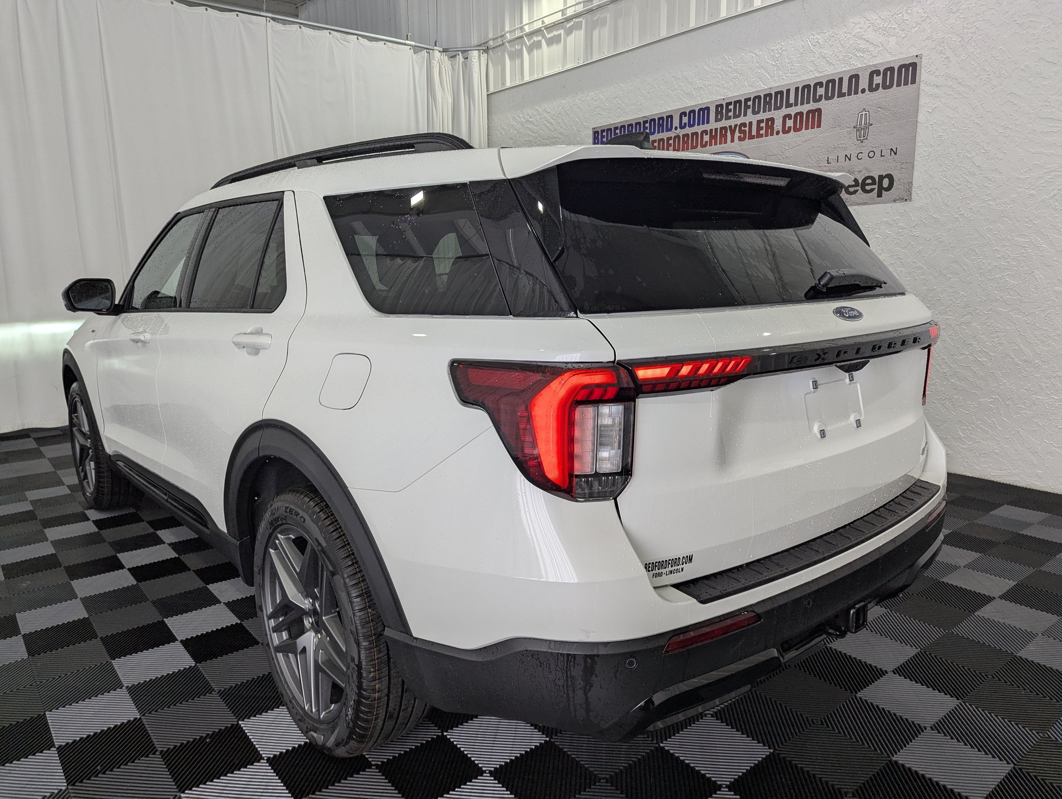 2026 Ford Explorer ST-Line 4x4