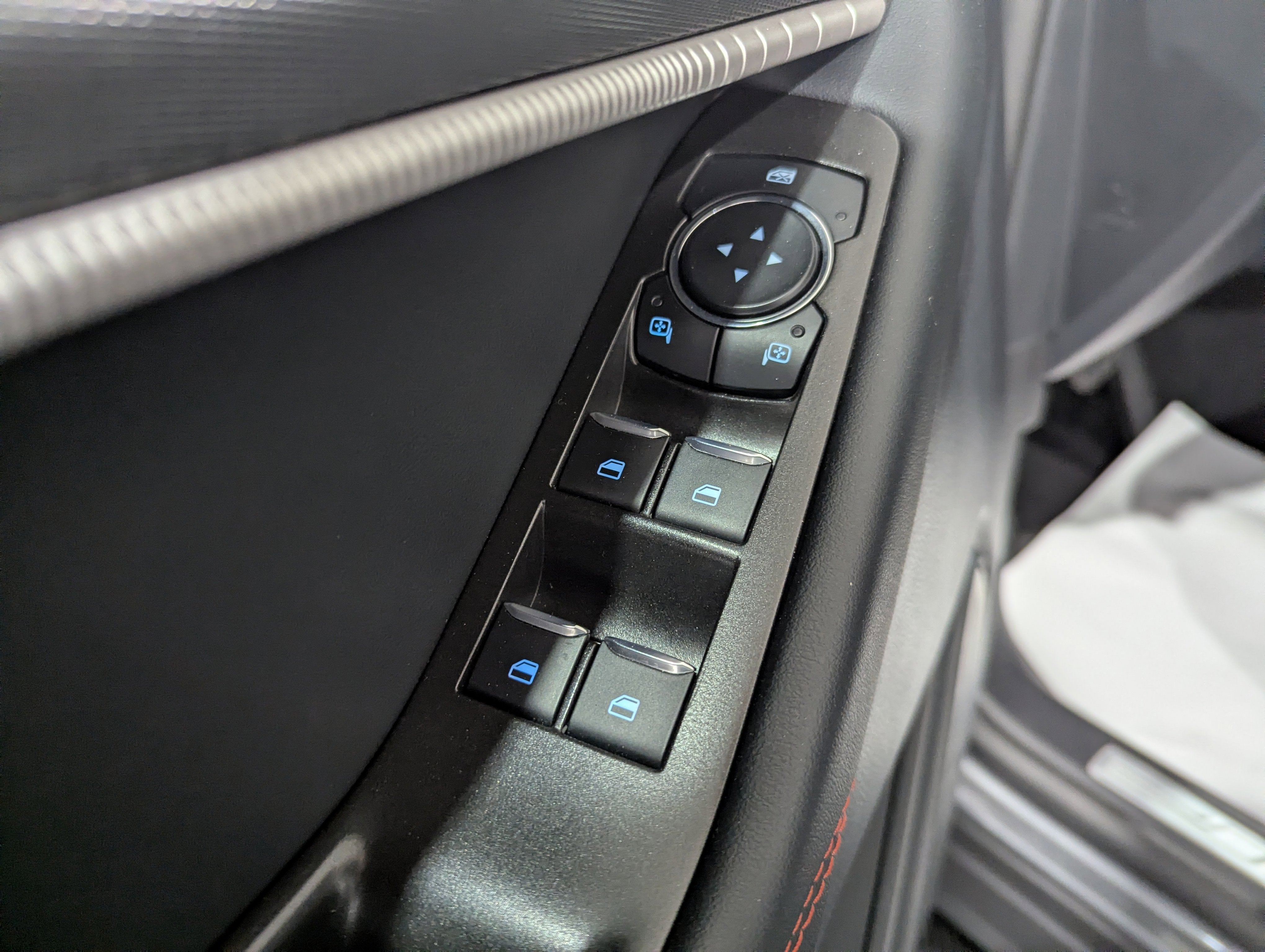 2025 Ford Explorer ST-Line 4x4