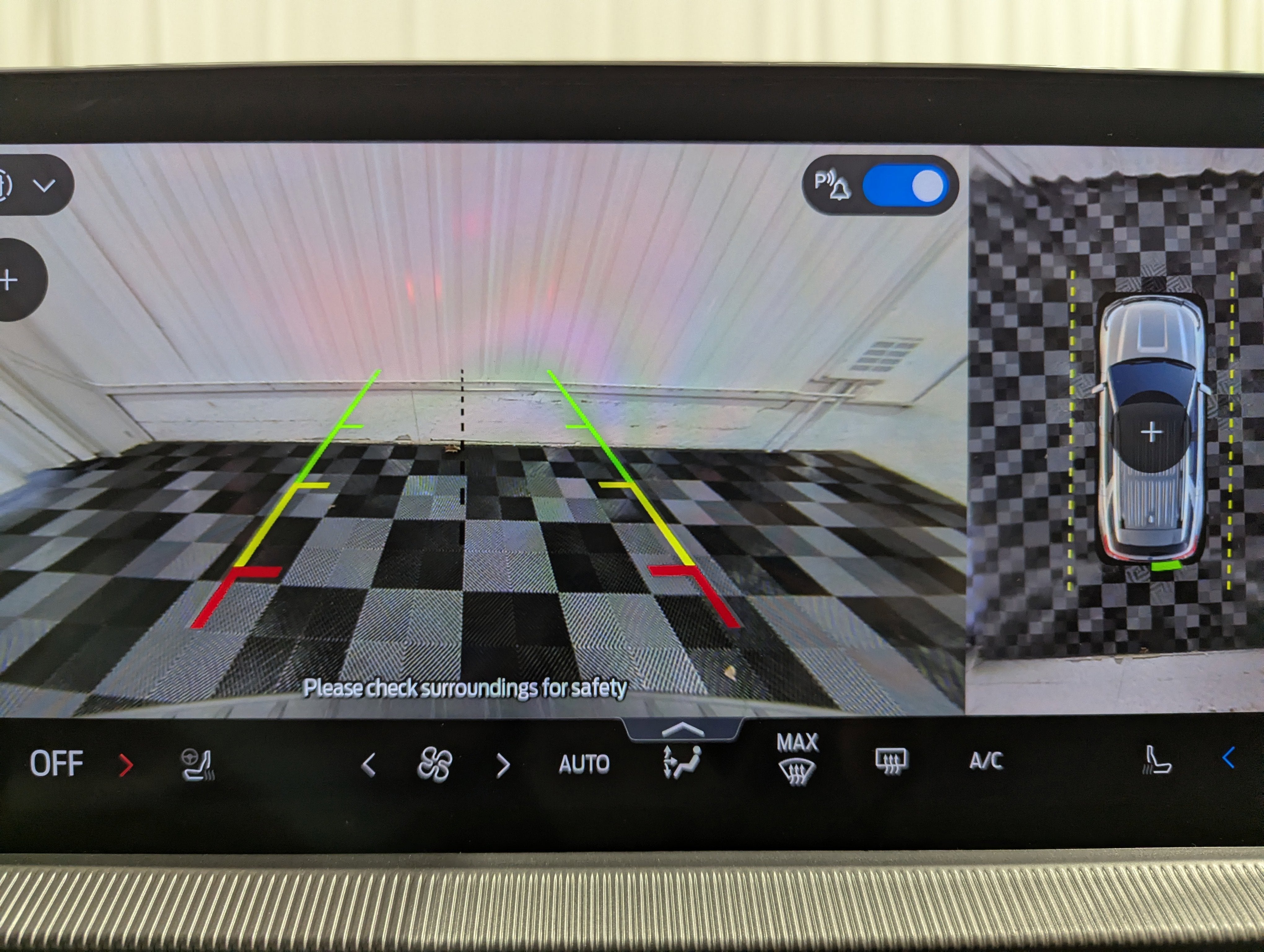 2025 Ford Explorer ST-Line 4x4