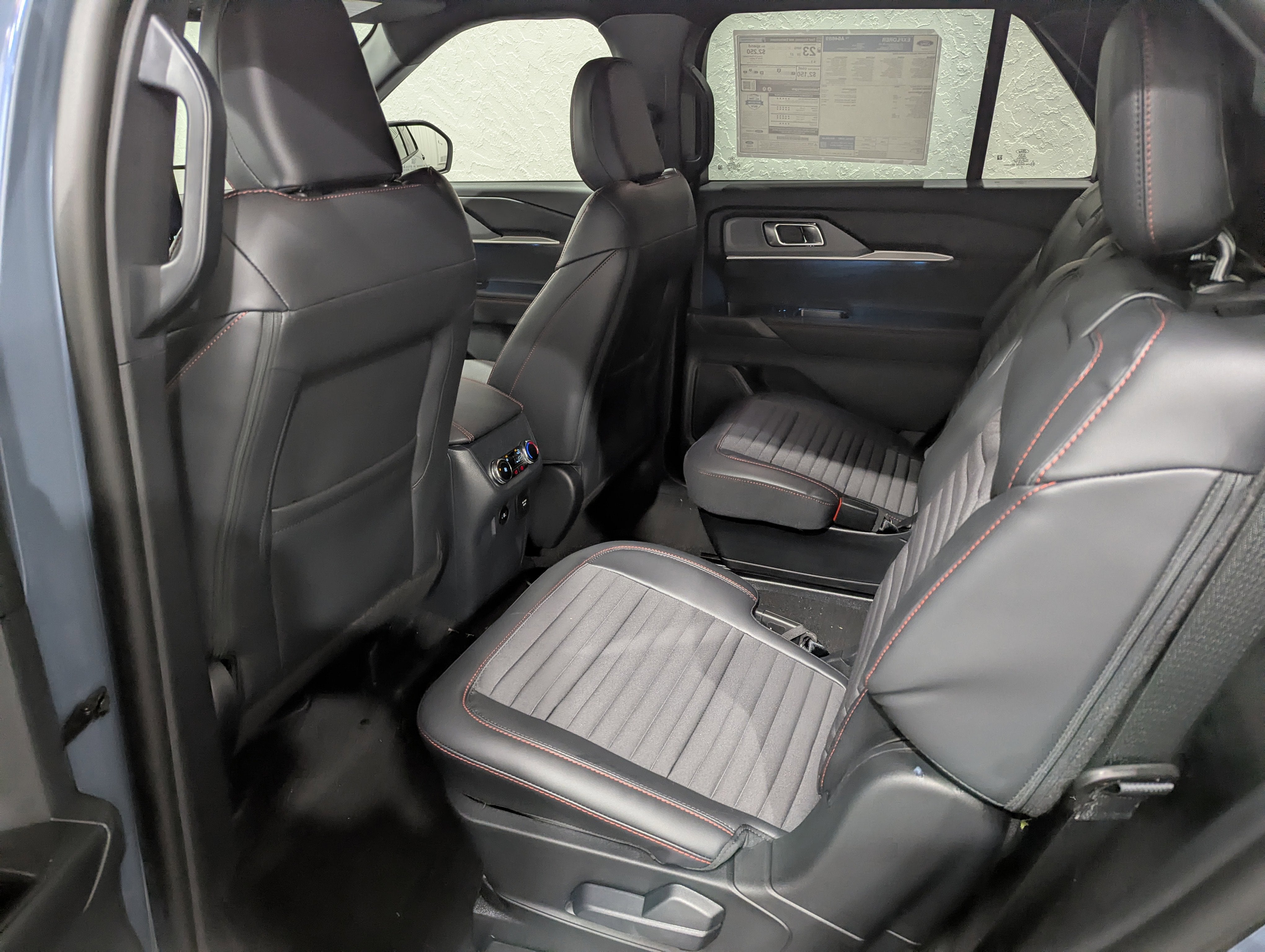 2026 Ford Explorer ST-Line 4x4