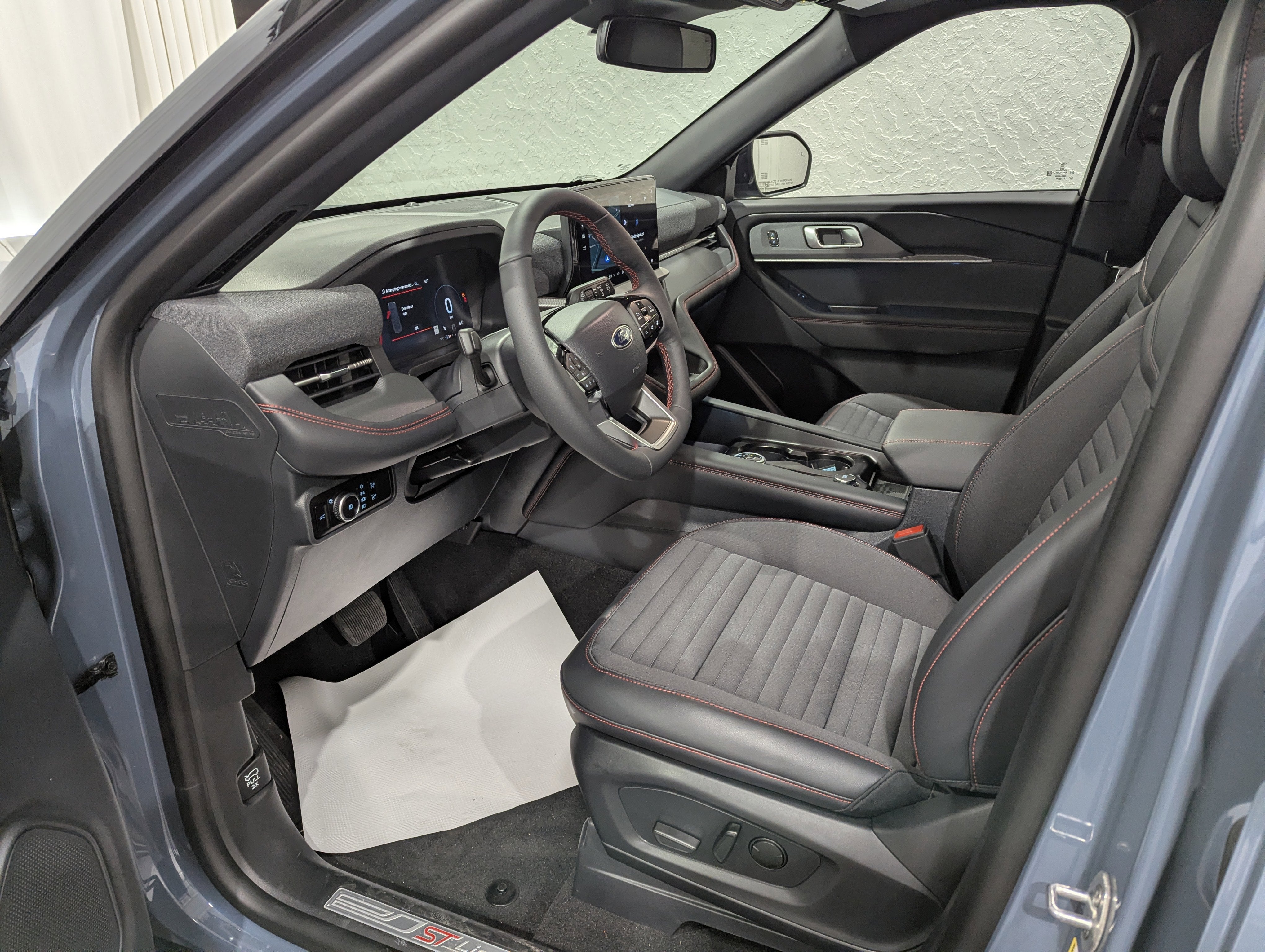 2026 Ford Explorer ST-Line 4x4