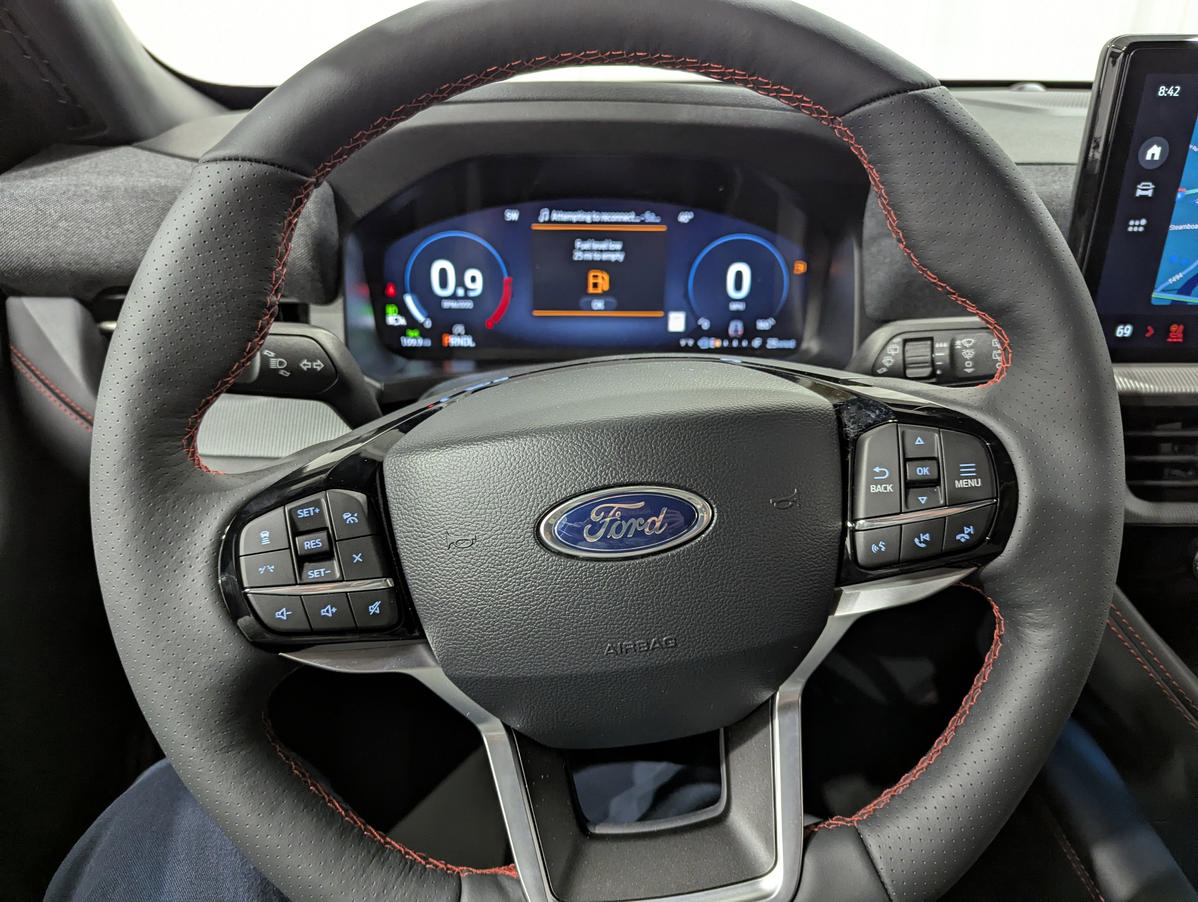 2026 Ford Explorer ST-Line 4x4