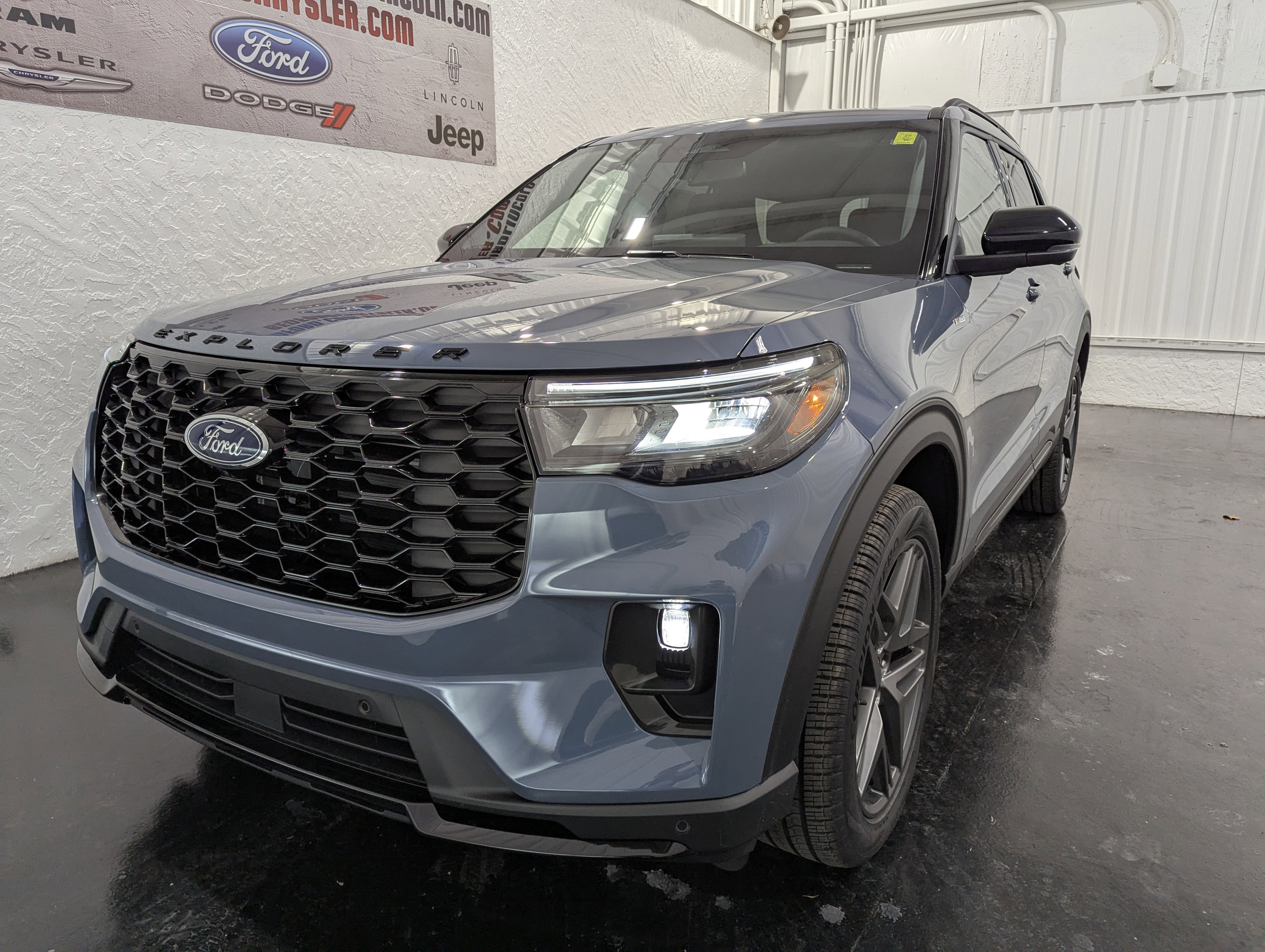 2026 Ford Explorer ST-Line 4x4