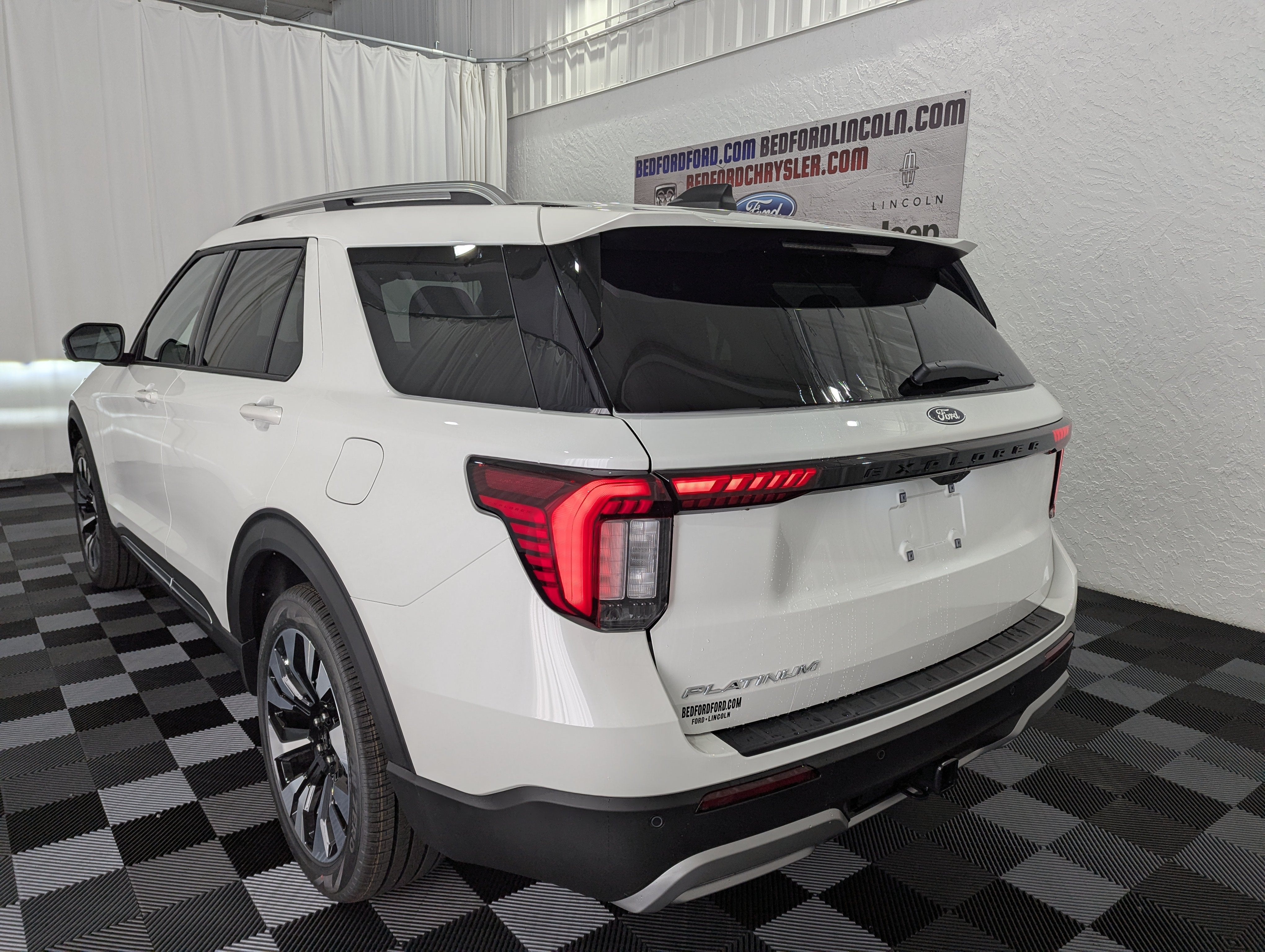 2027 Ford Explorer ST-Line 4x4