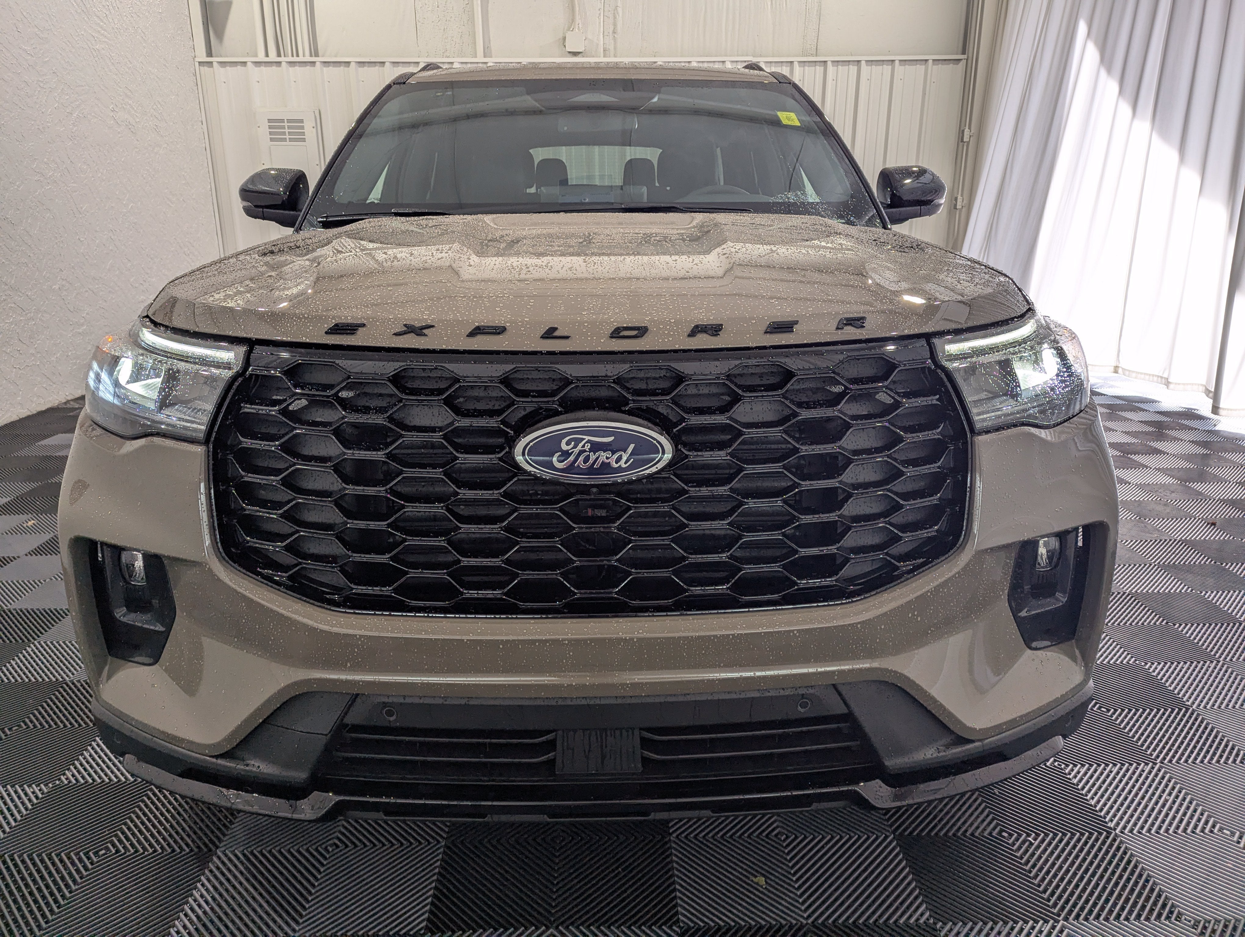 2026 Ford Explorer ST-Line 4x4