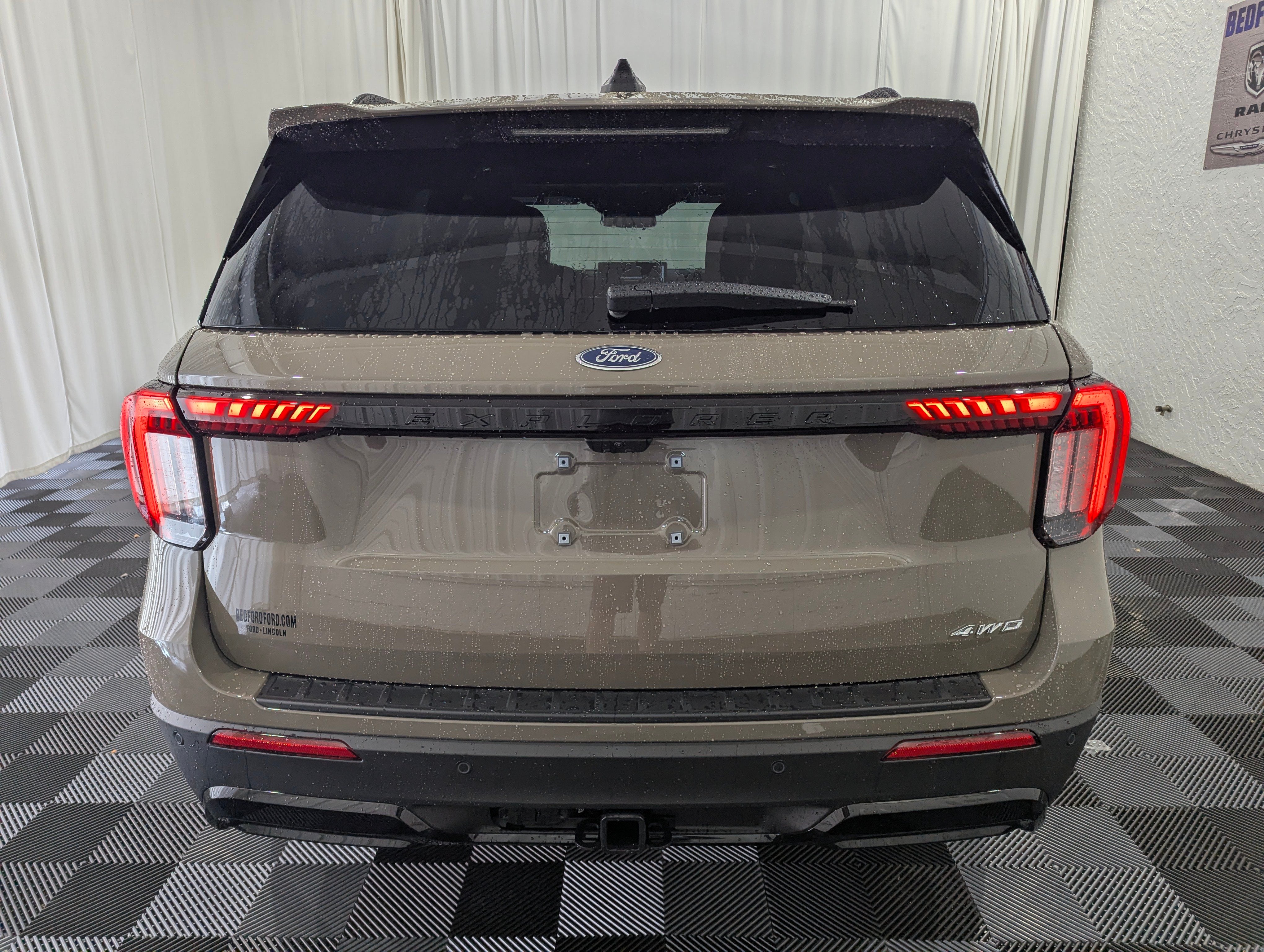 2026 Ford Explorer ST-Line 4x4