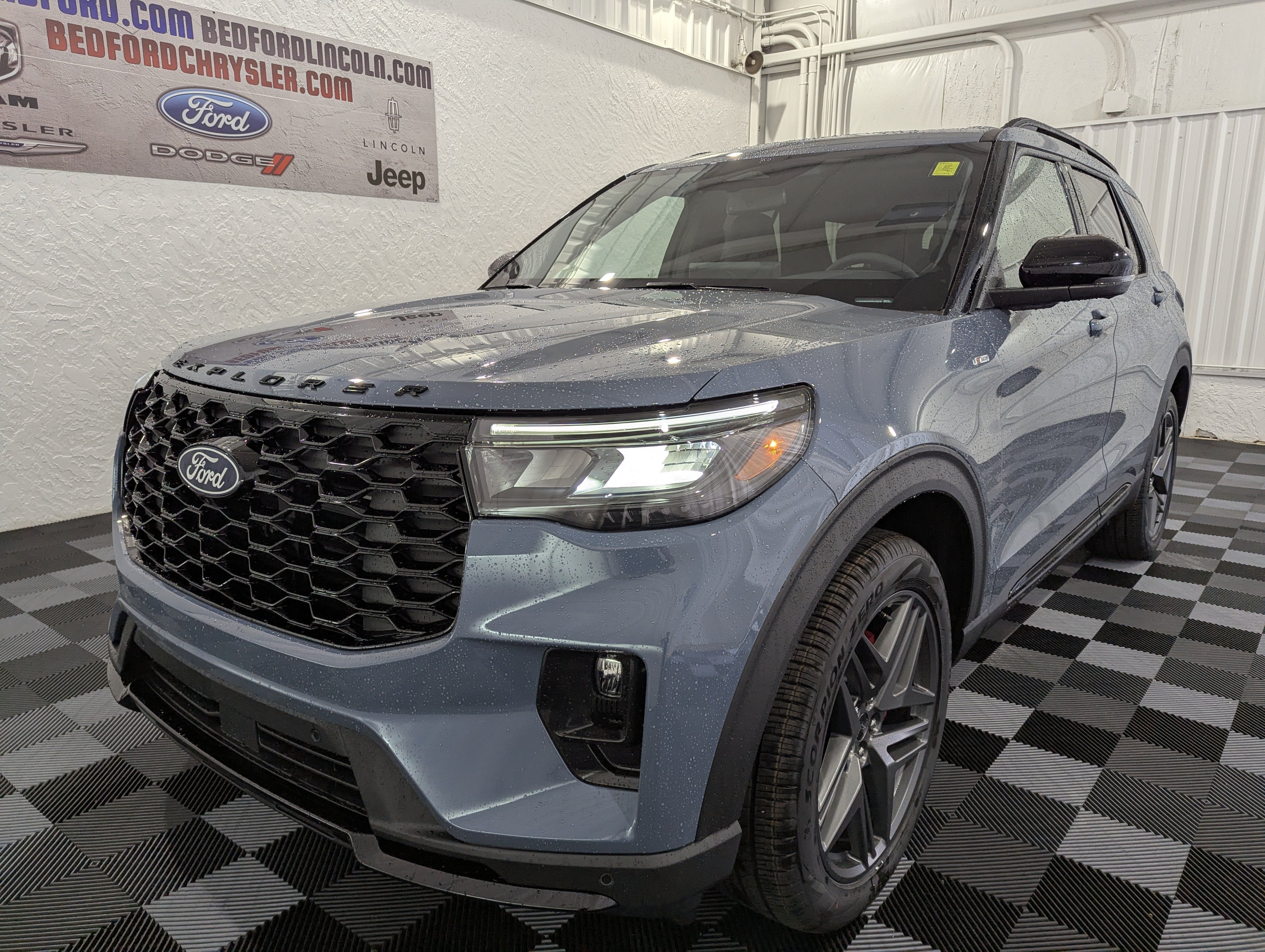 2027 Ford Explorer ST-Line 4x4