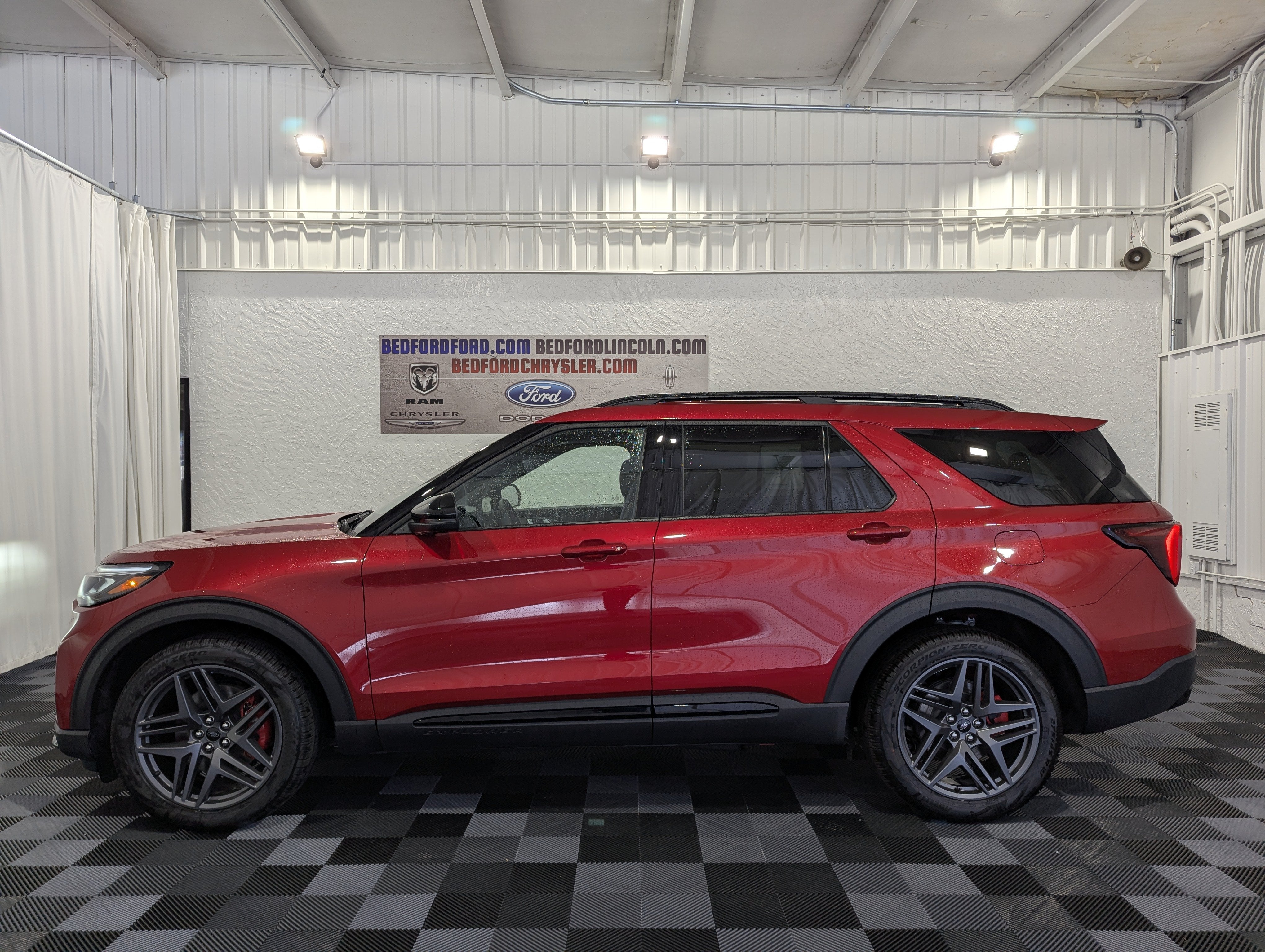 2026 Ford Explorer ST 4x4