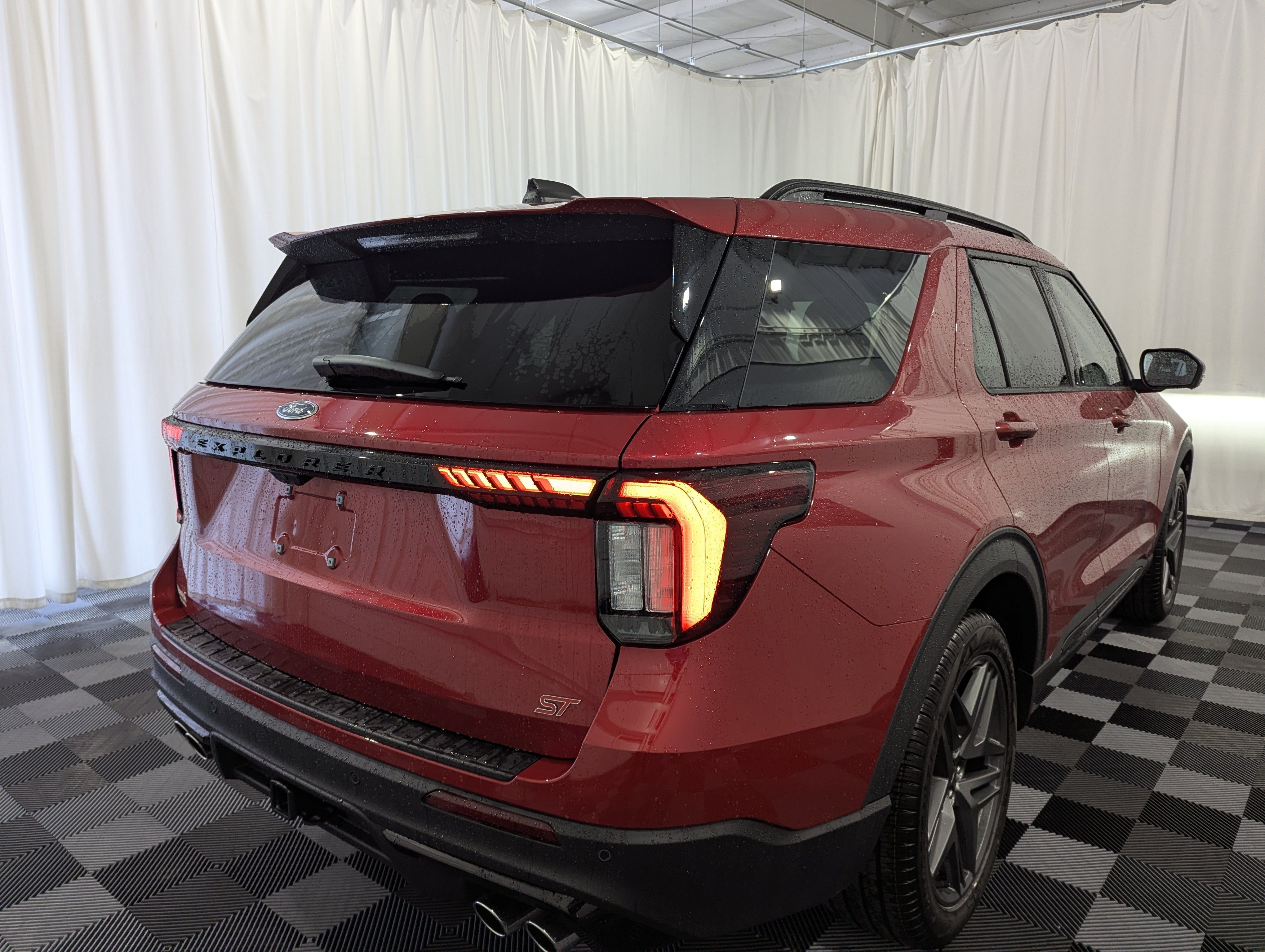 2026 Ford Explorer ST 4x4