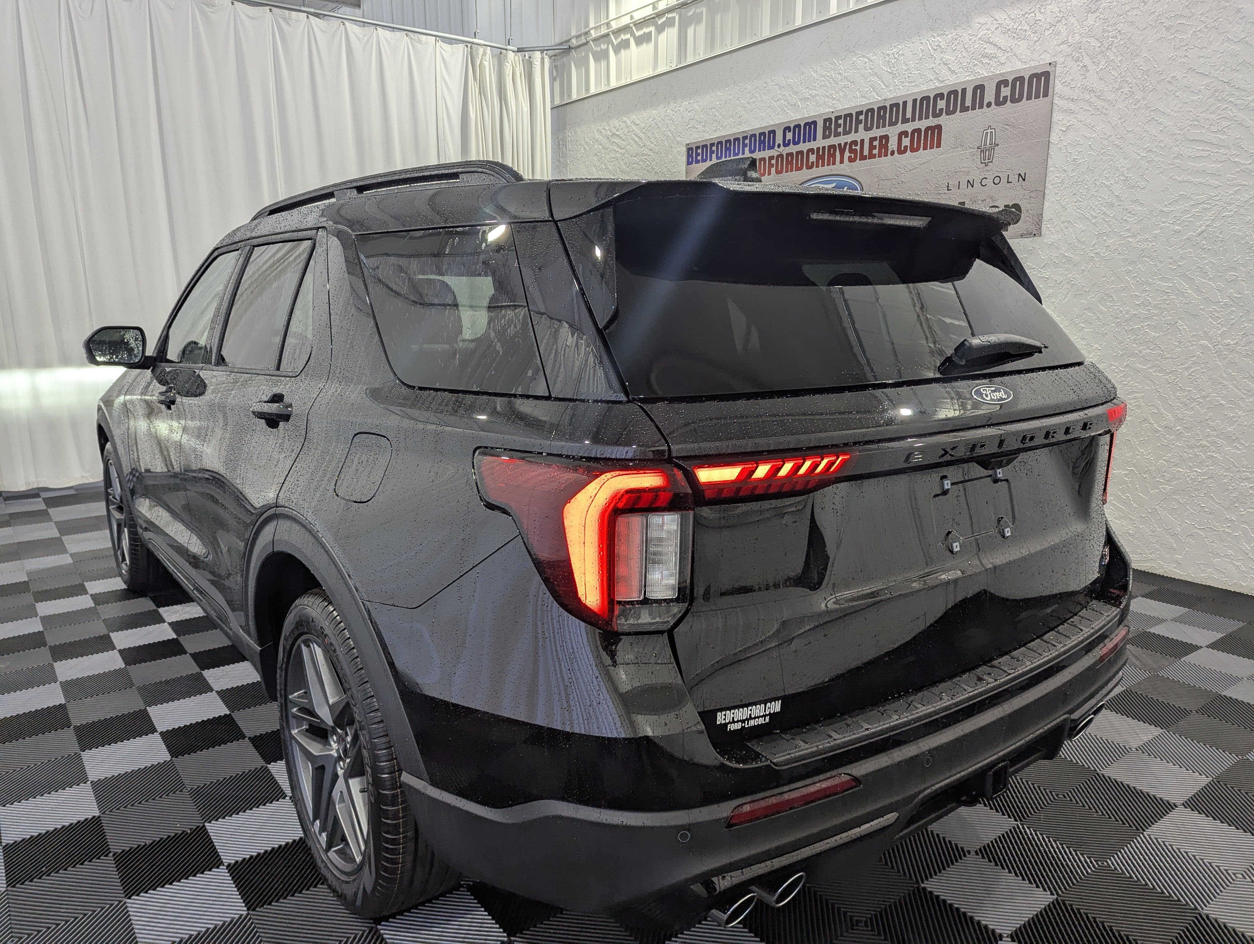 2027 Ford Explorer ST 4x4