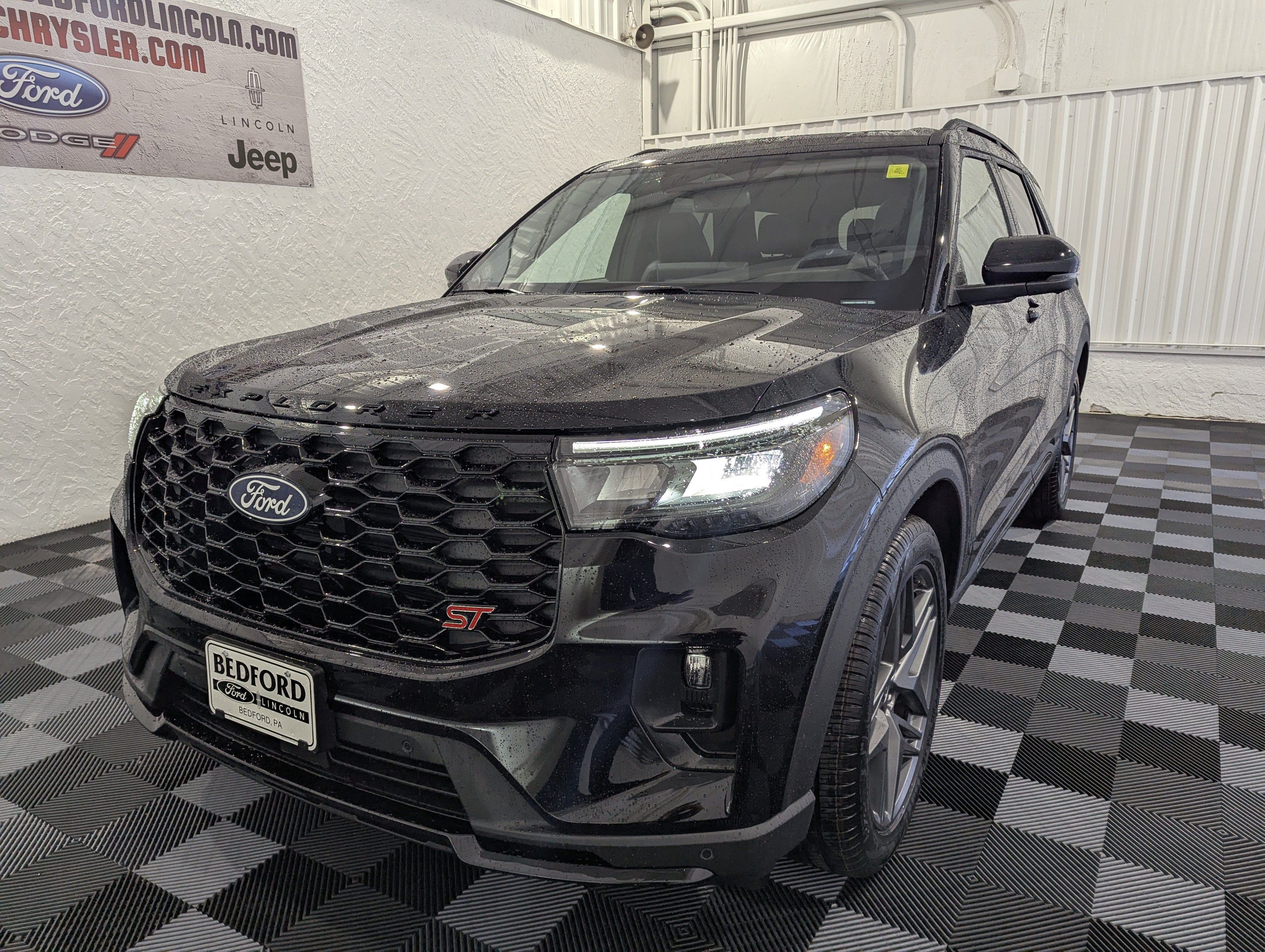 2027 Ford Explorer ST 4x4