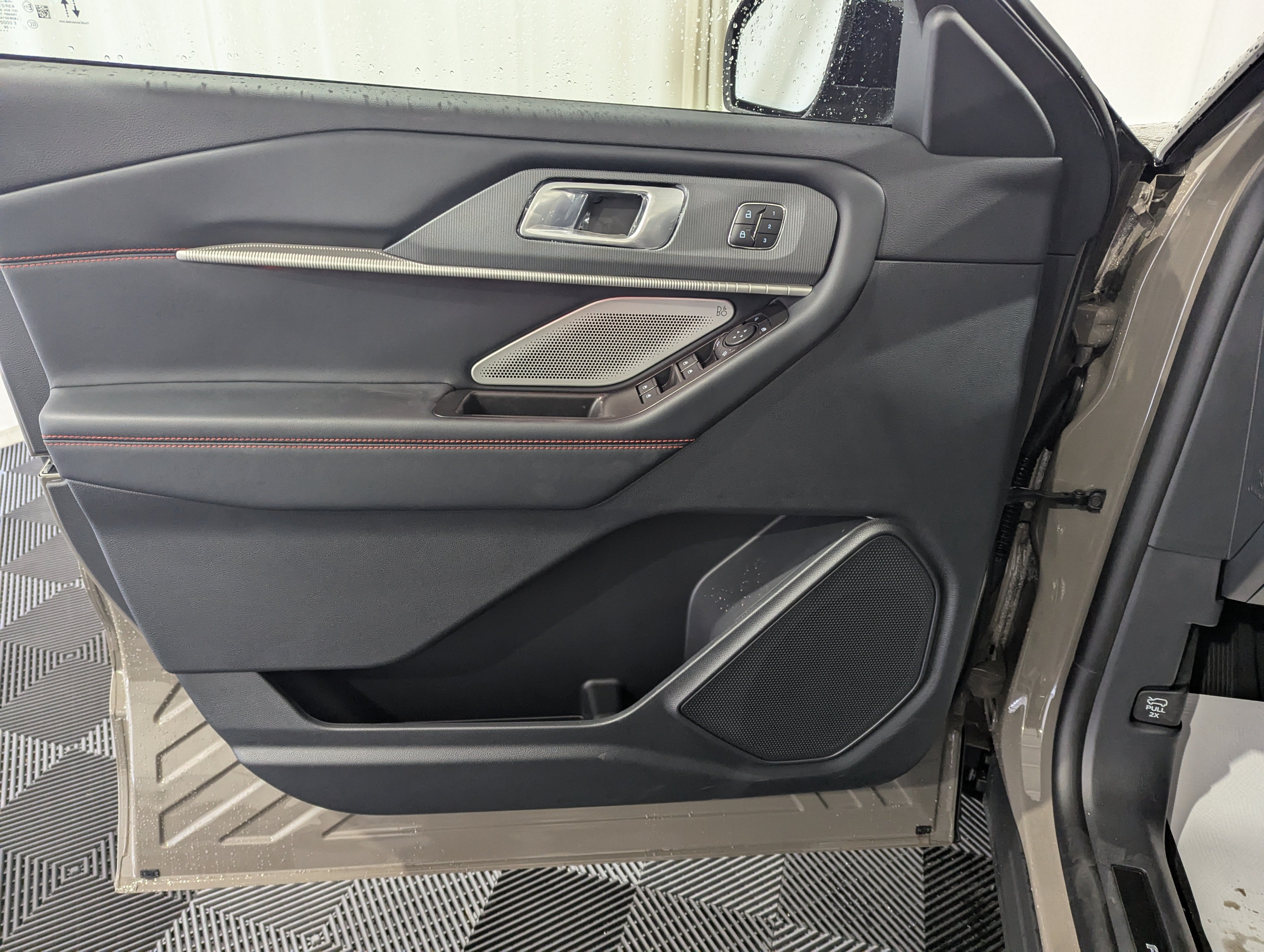 2027 Ford Explorer ST 4x4