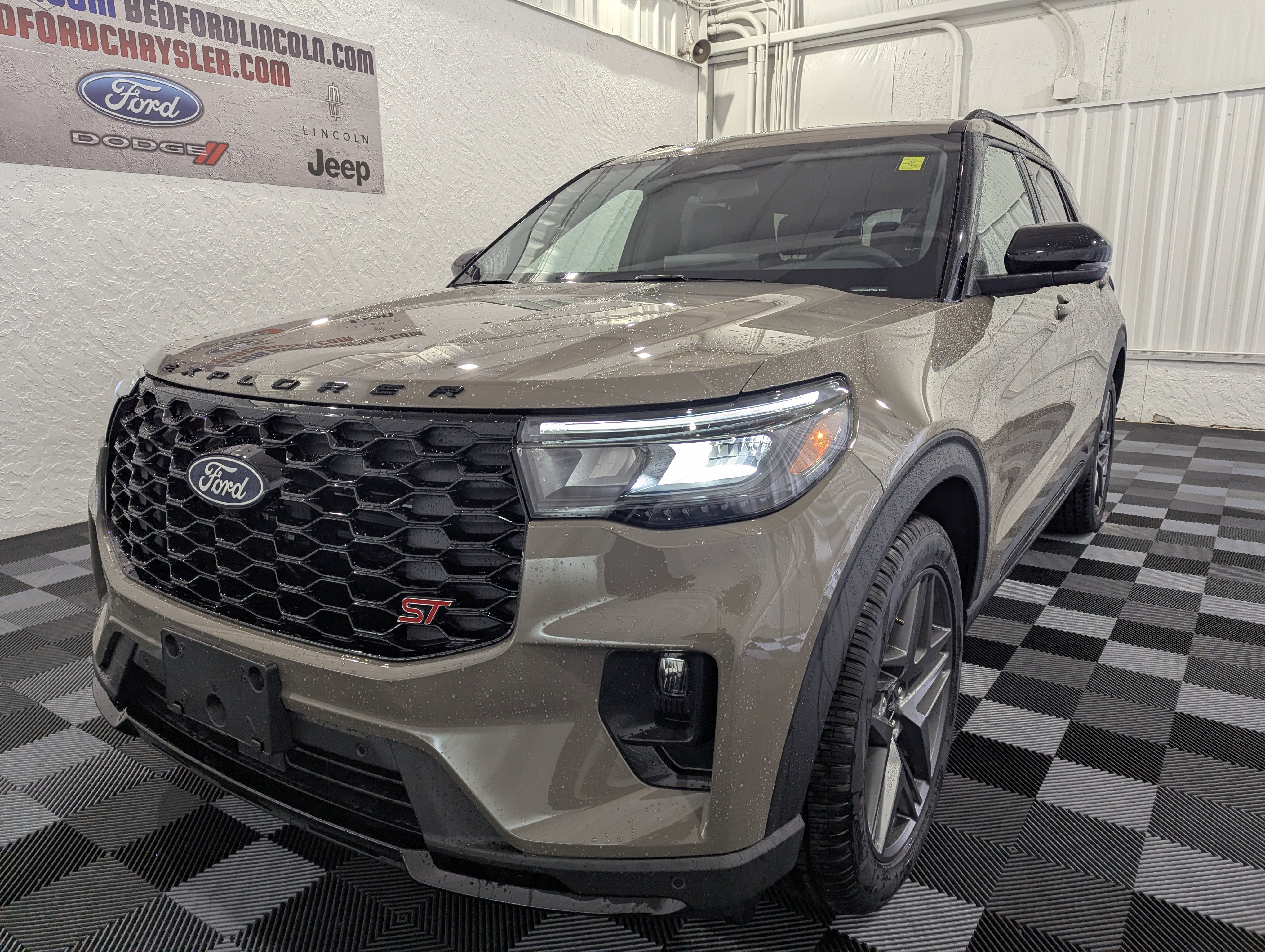 2027 Ford Explorer ST 4x4