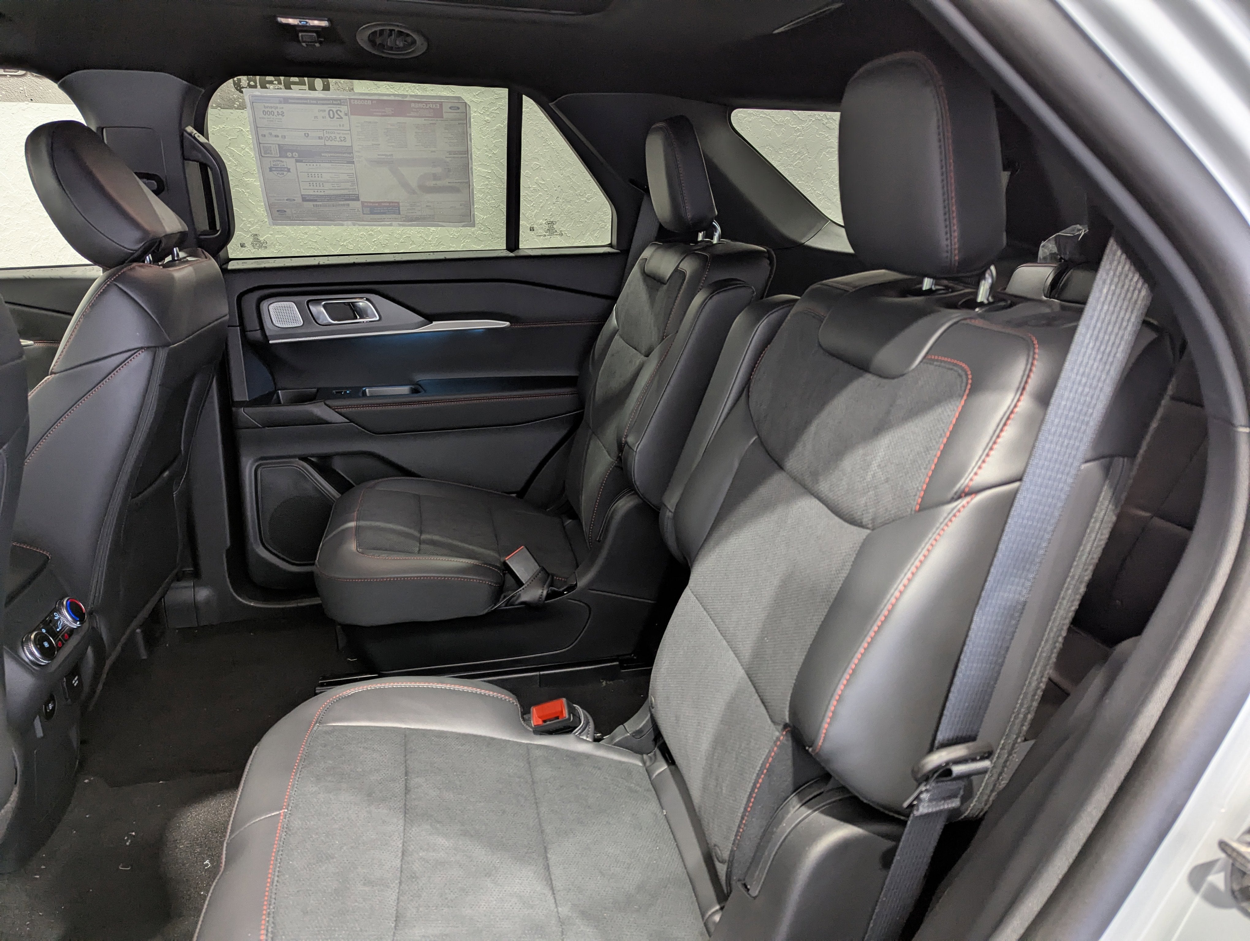 2026 Ford Explorer ST 4x4
