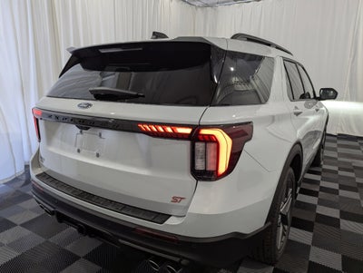 2026 Ford Explorer ST 4x4
