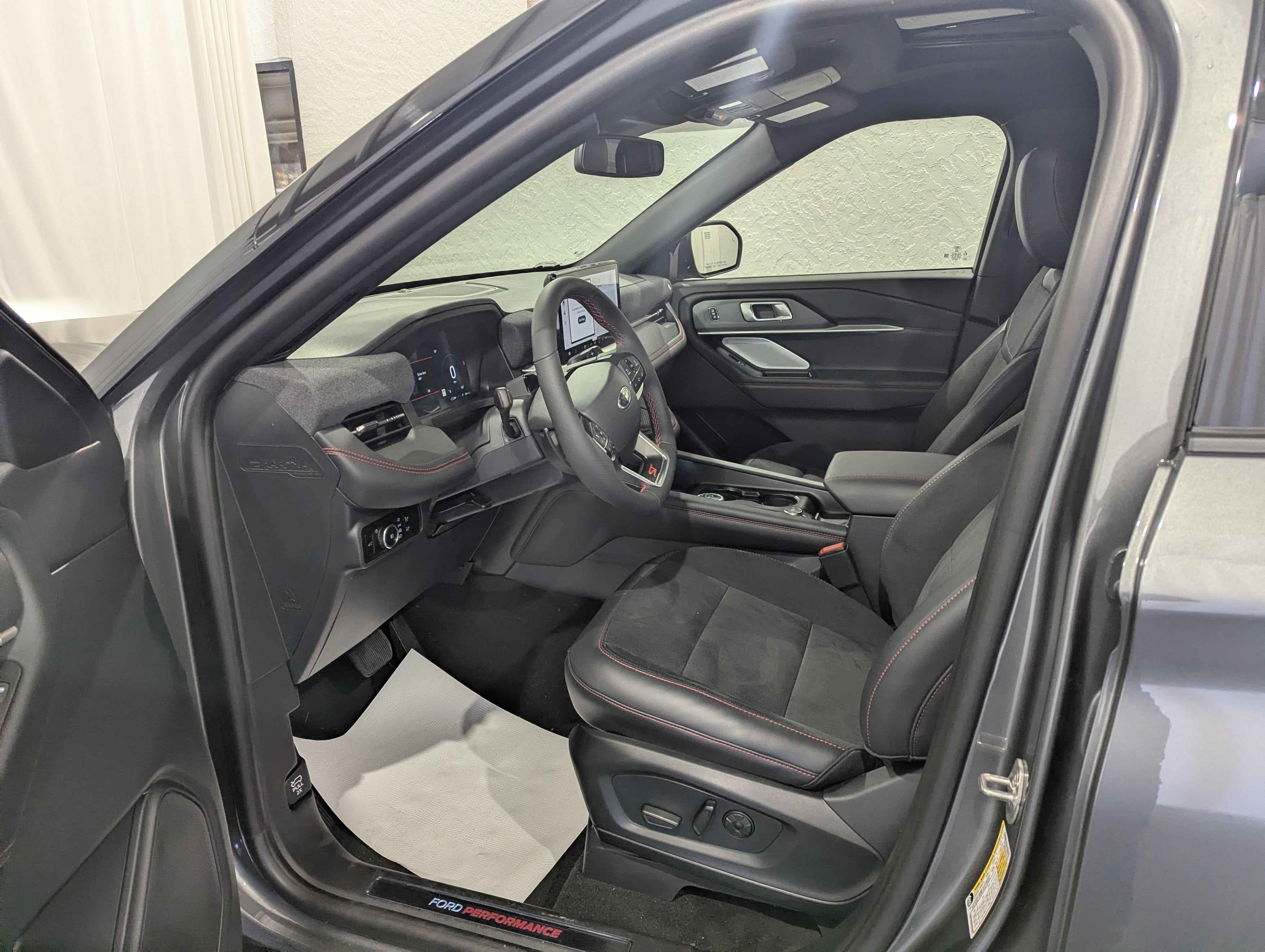 2026 Ford Explorer ST 4x4