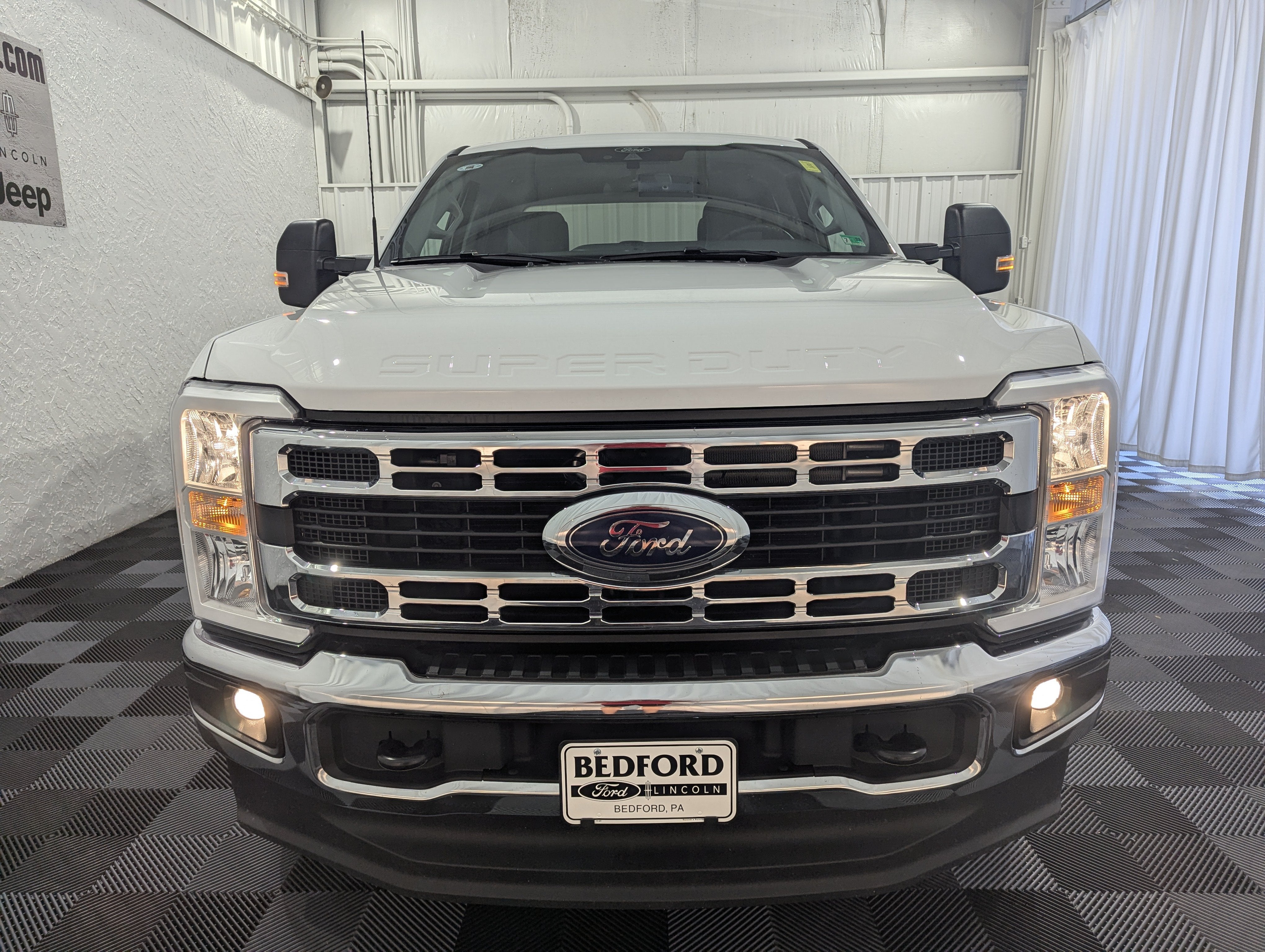 2025 Ford Super Duty F-250 SRW XLT