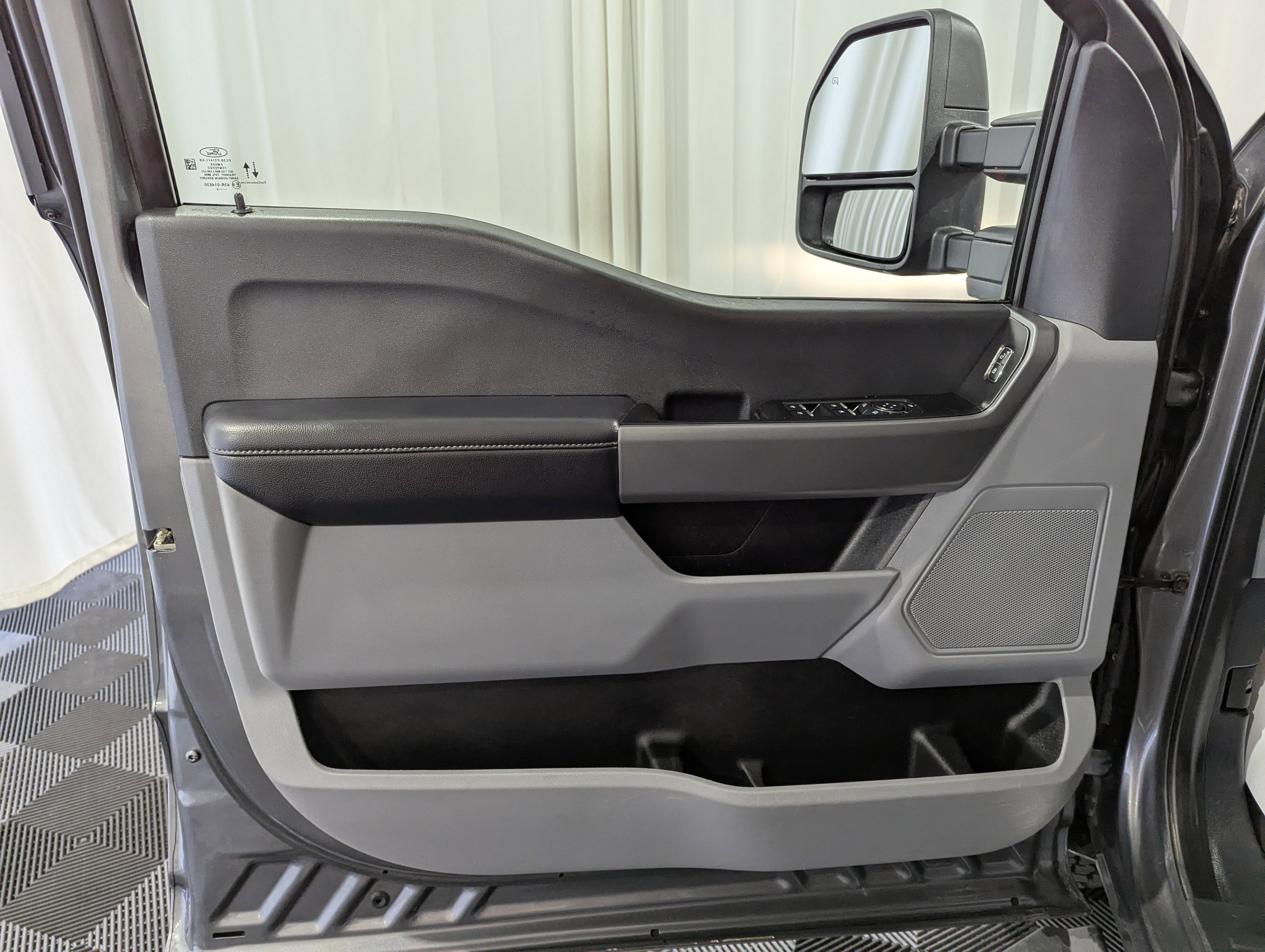 2025 Ford Super Duty F-250 SRW XLT
