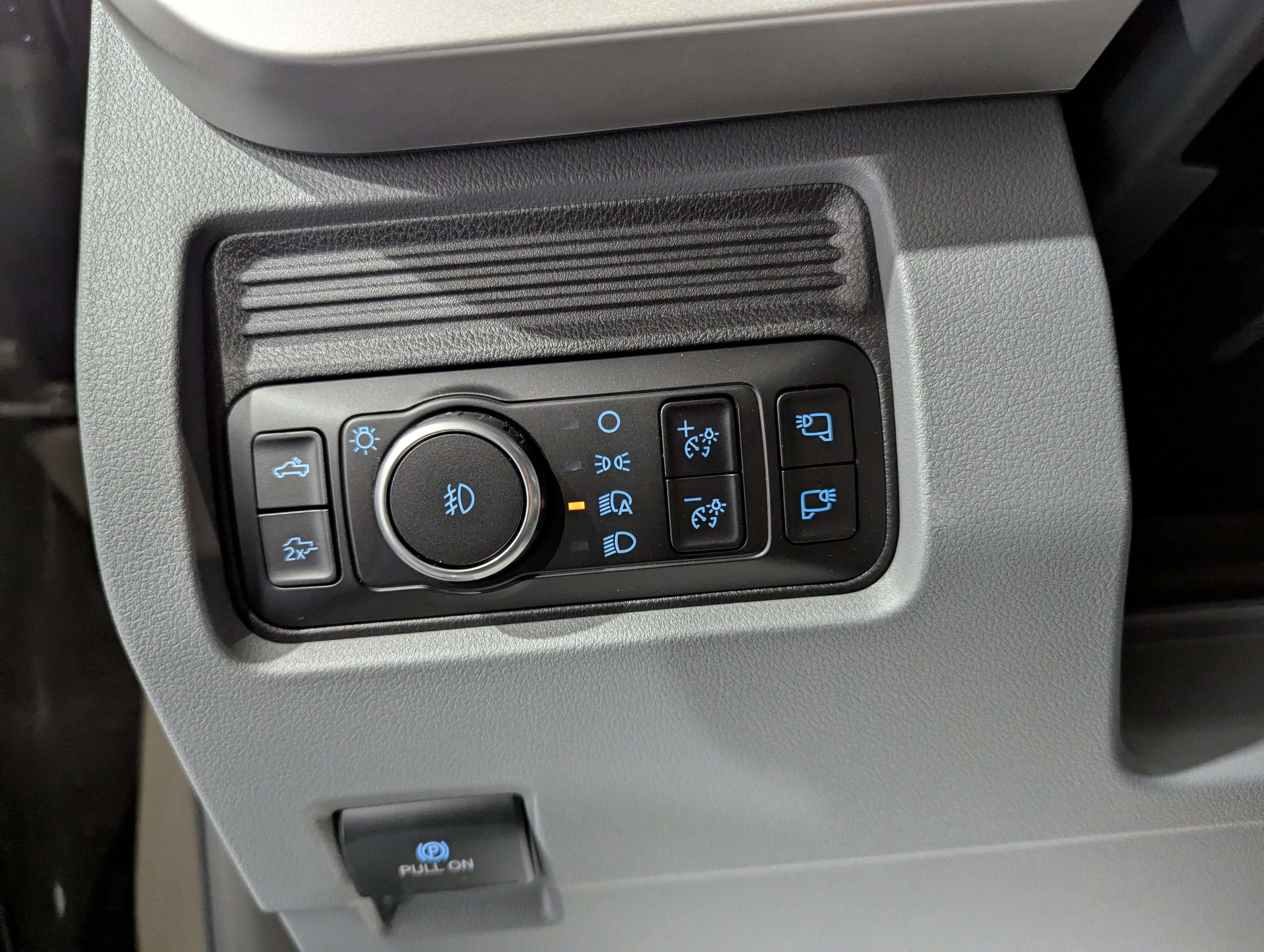 2027 Ford Super Duty F-250 SRW XLT Carhartt Edition