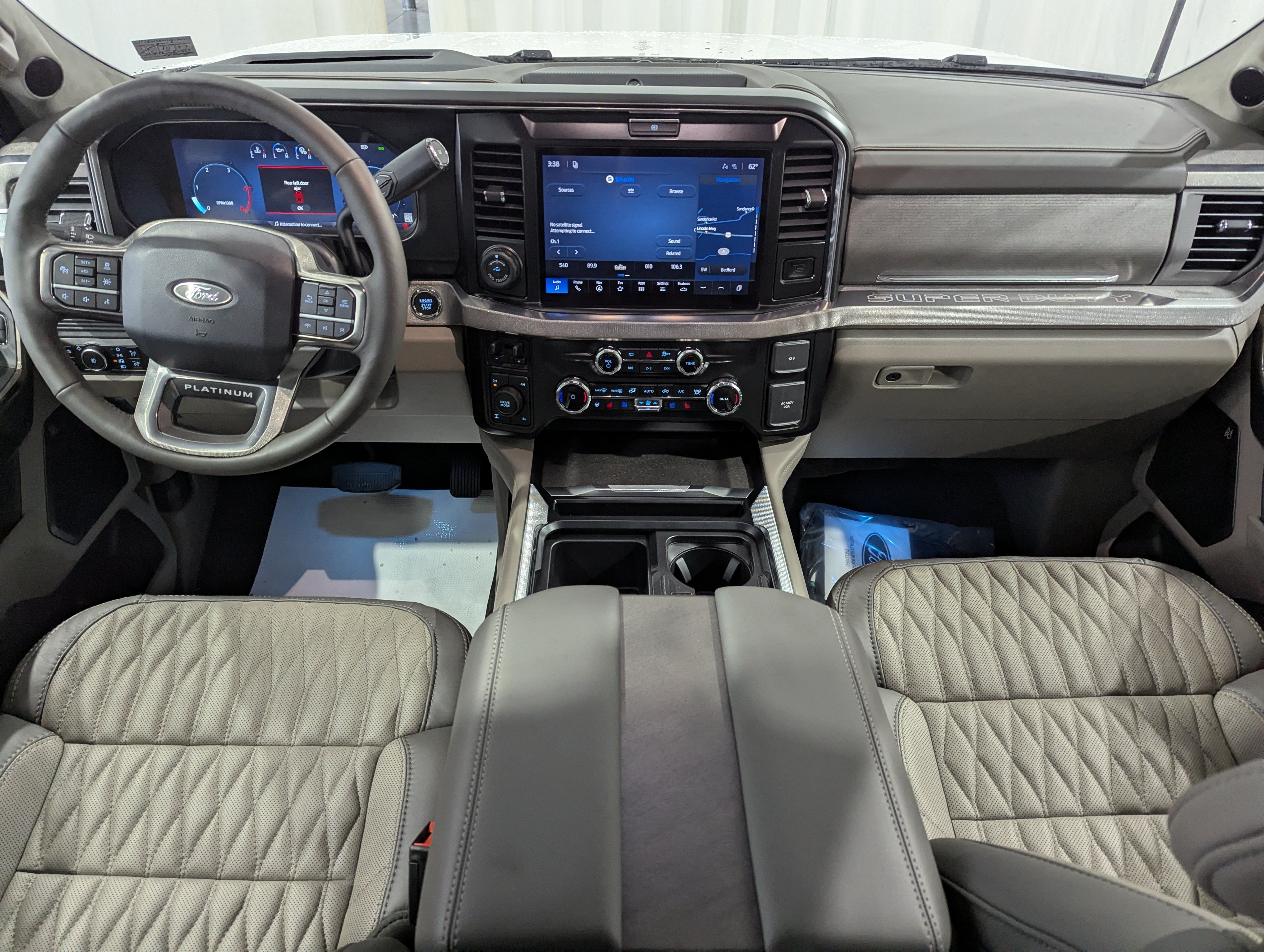 2027 Ford Super Duty F-250 SRW Platinum