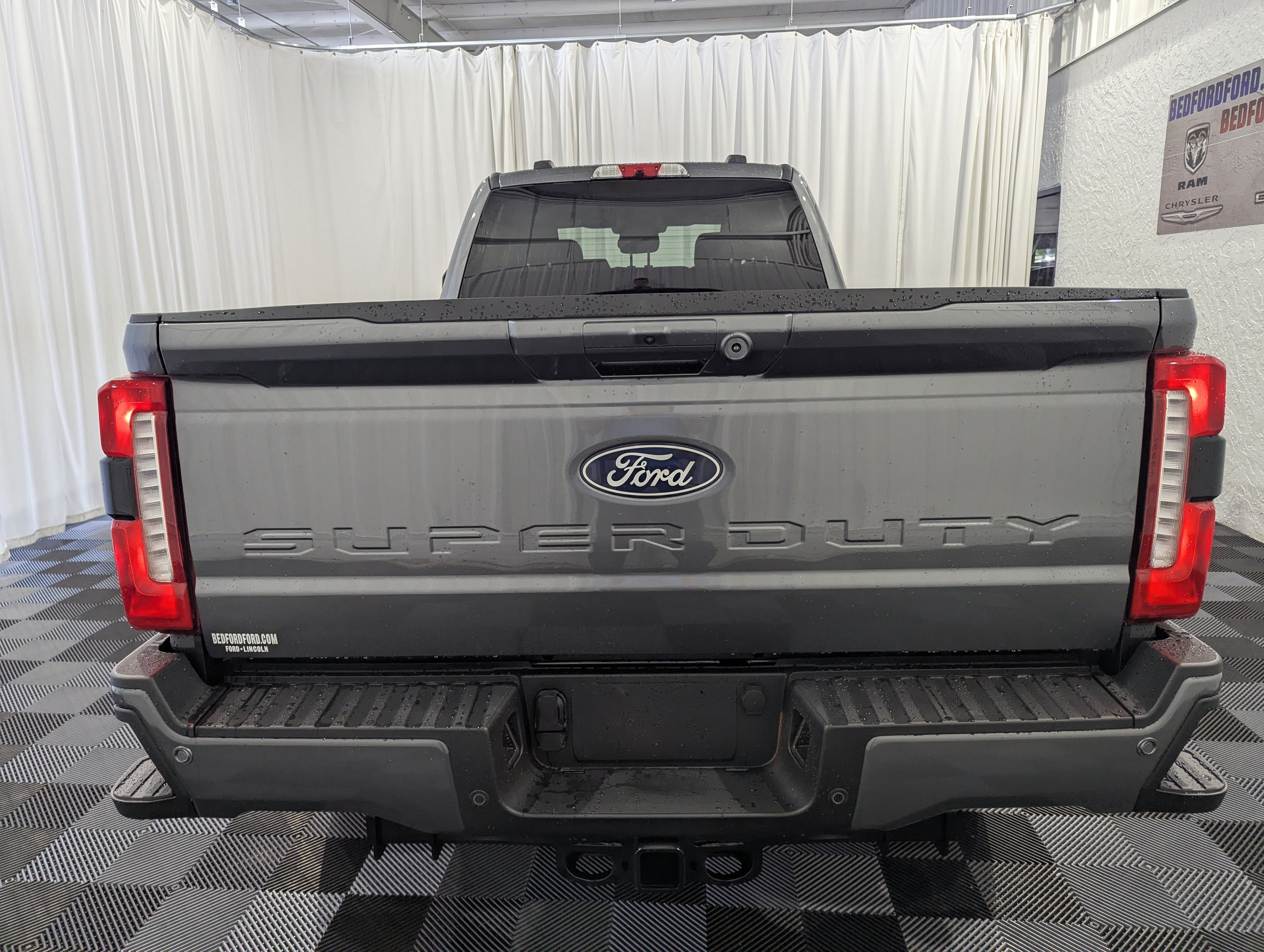2027 Ford Super Duty F-250 SRW XLT