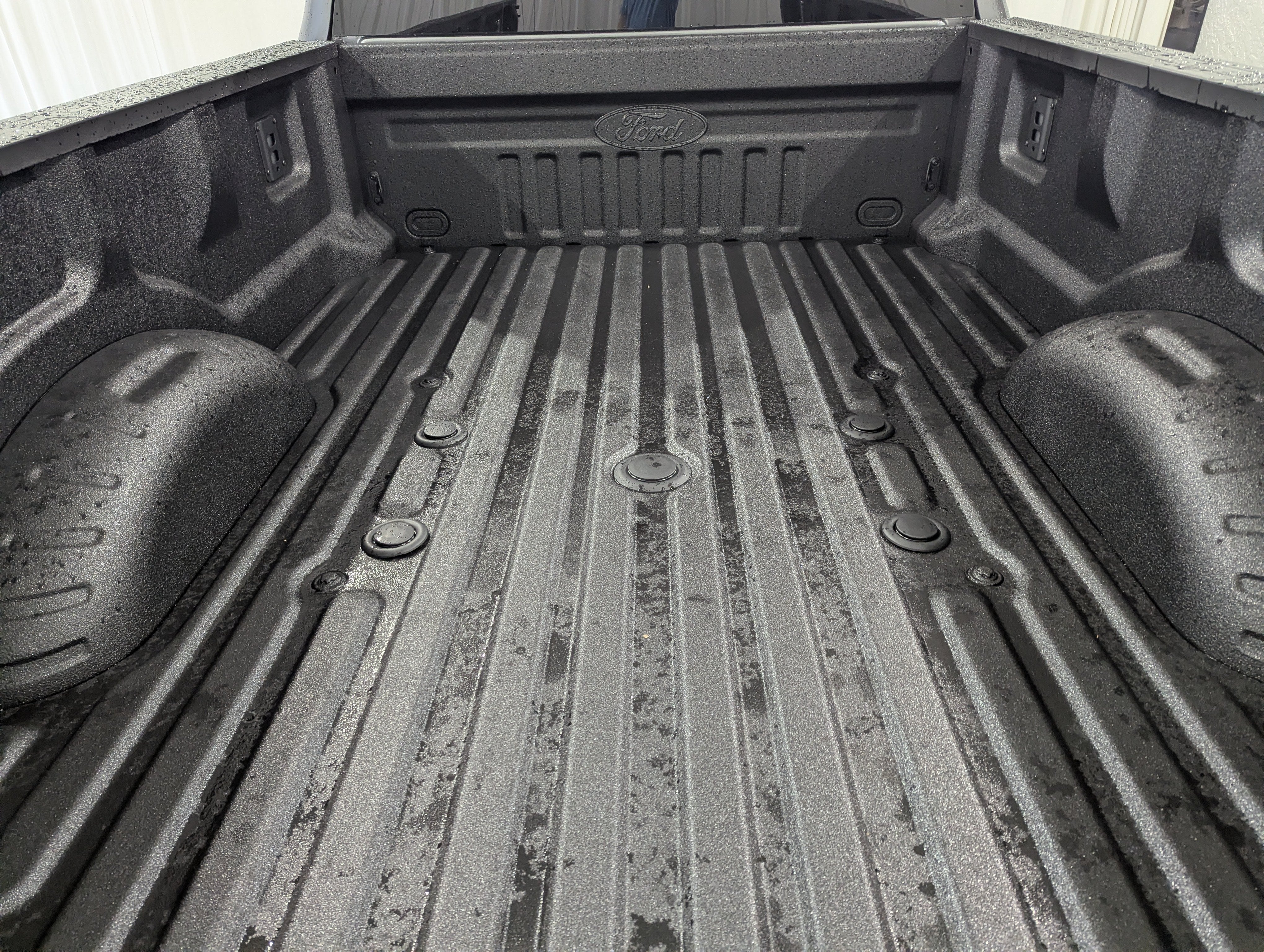 2027 Ford Super Duty F-250 SRW XLT