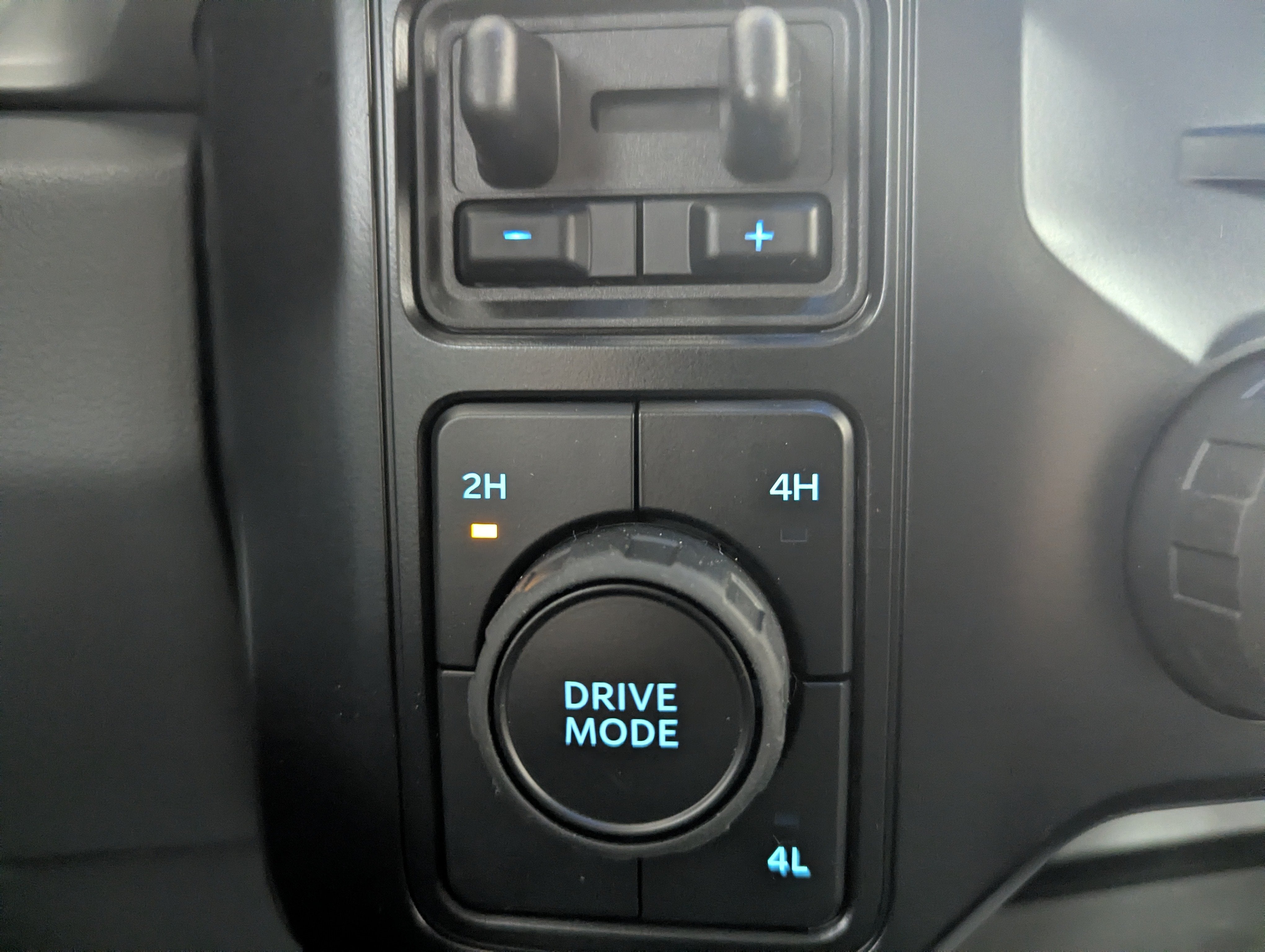 2027 Ford Super Duty F-250 SRW XLT