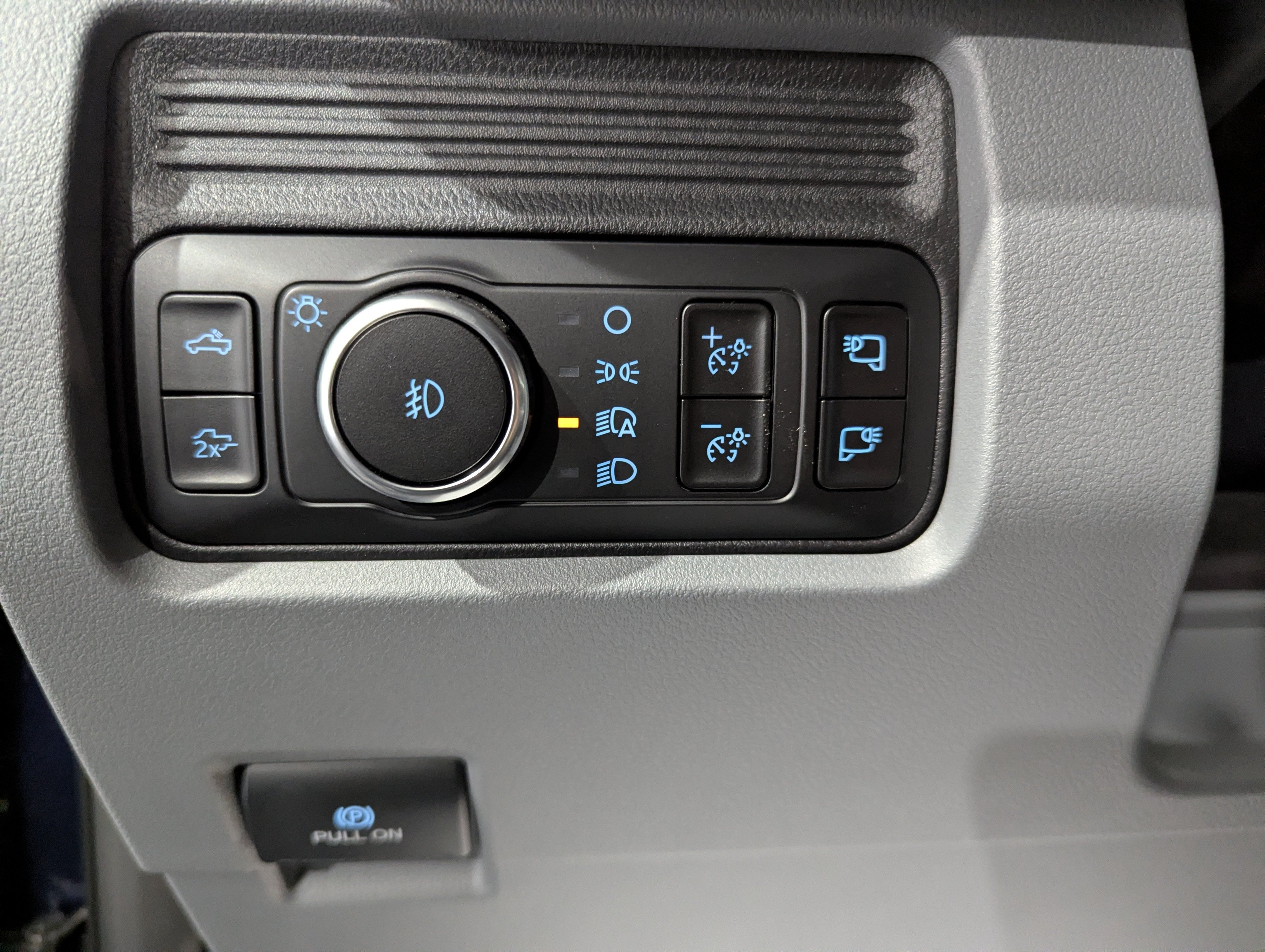 2027 Ford Super Duty F-250 SRW XLT Carhartt Edition