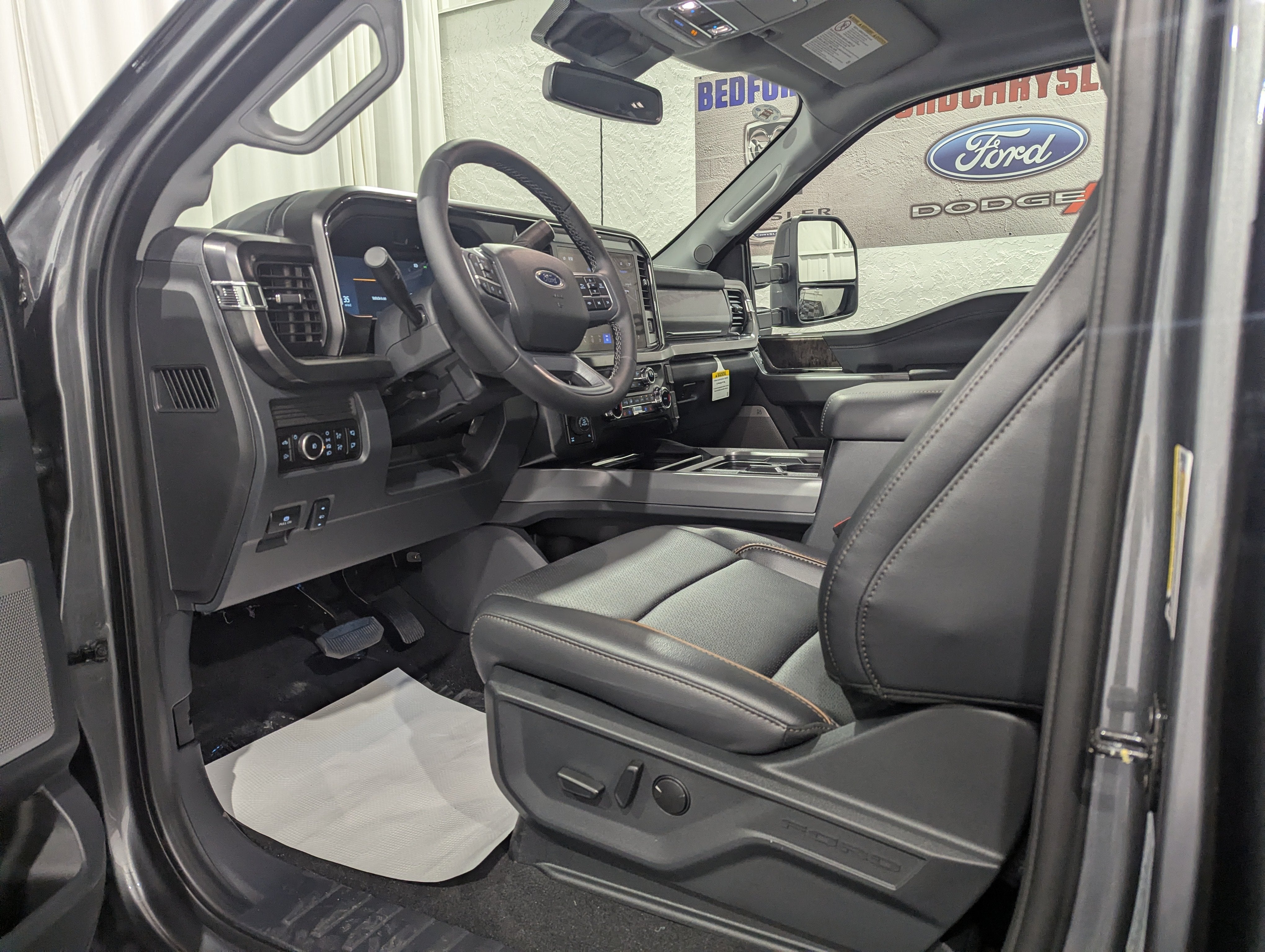 2026 Ford Super Duty F-250 SRW F-250® Lariat®