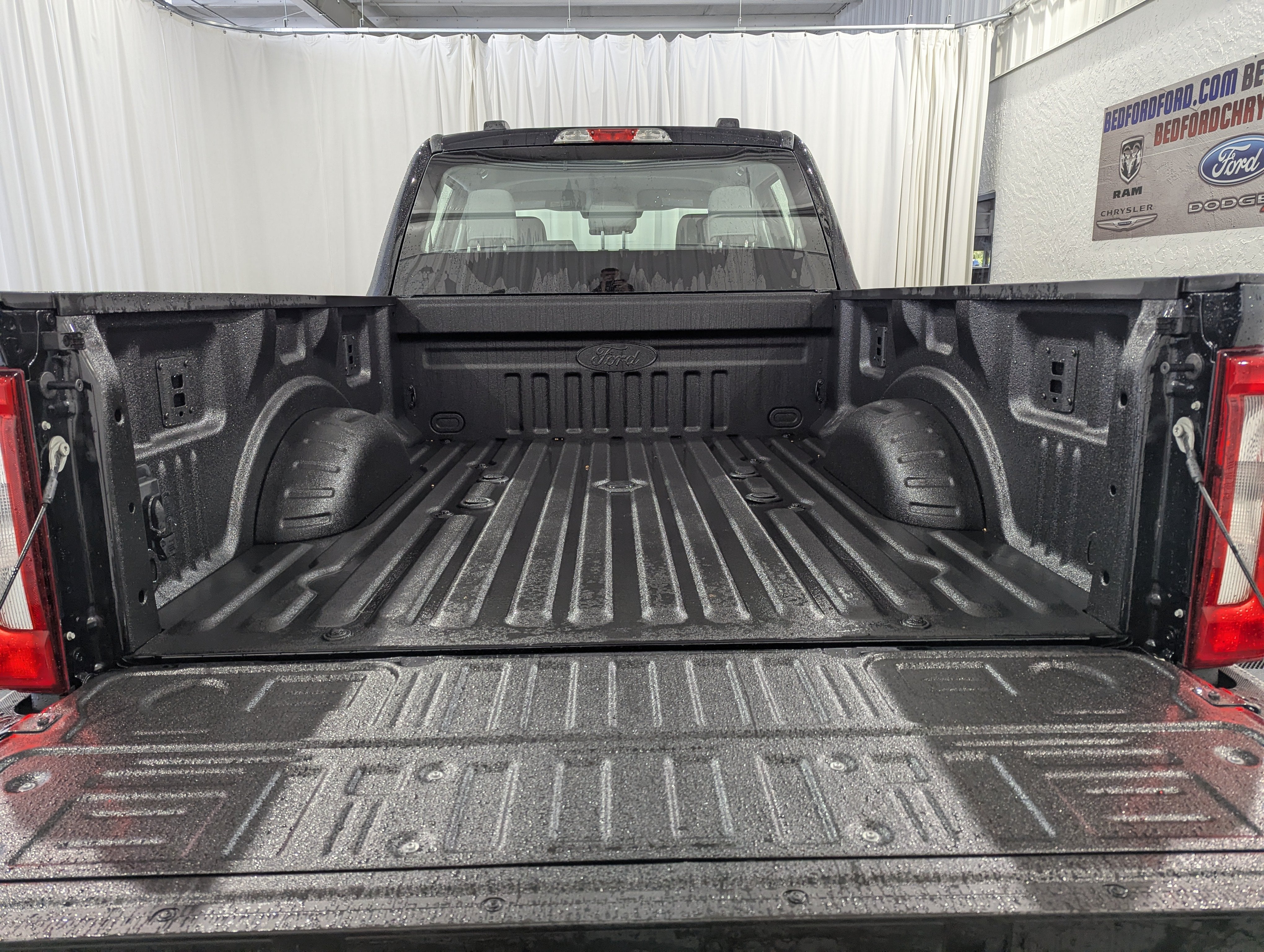 2027 Ford Super Duty F-250 SRW STX Tremor