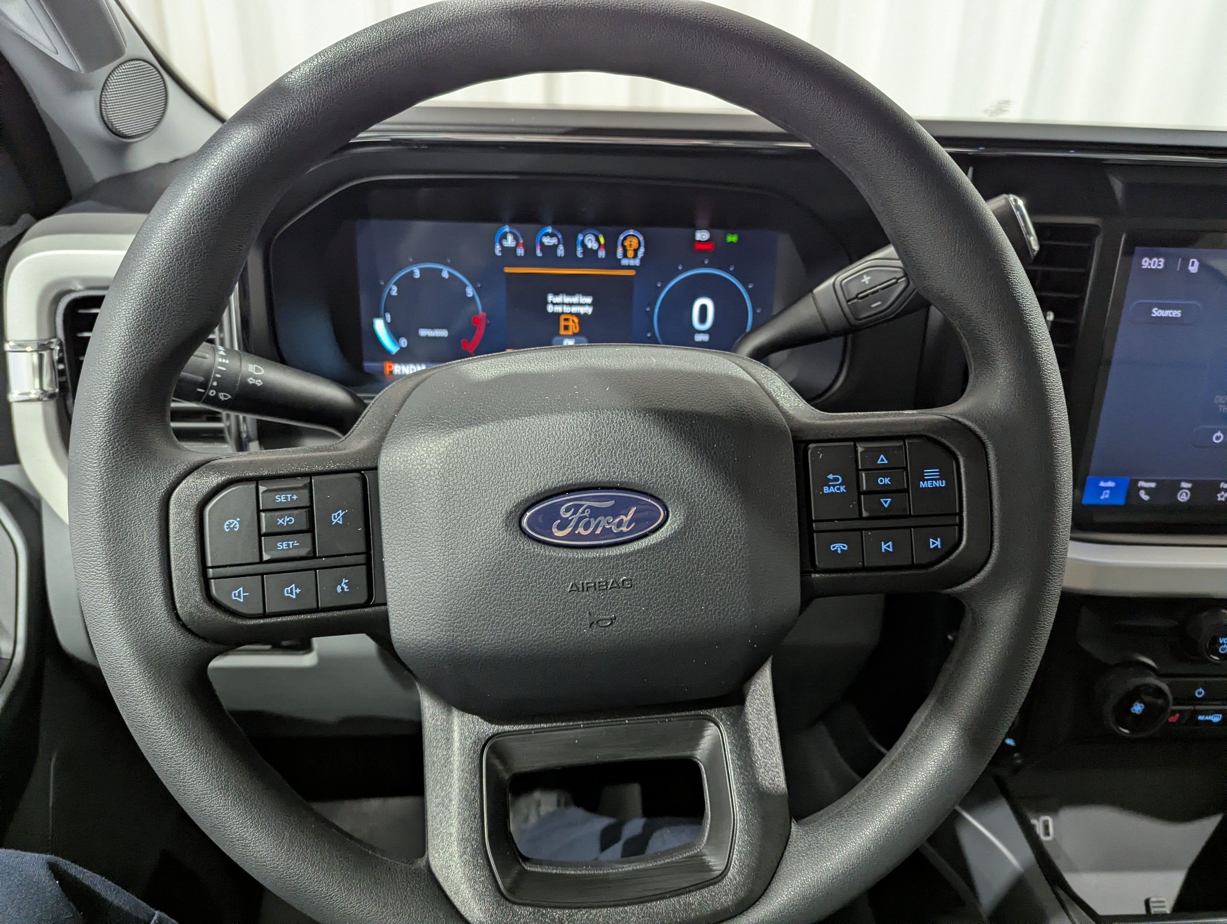2027 Ford Super Duty F-250 SRW XLT