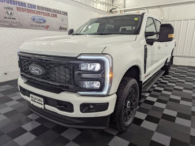 2027 Ford Super Duty F-350 SRW Lariat